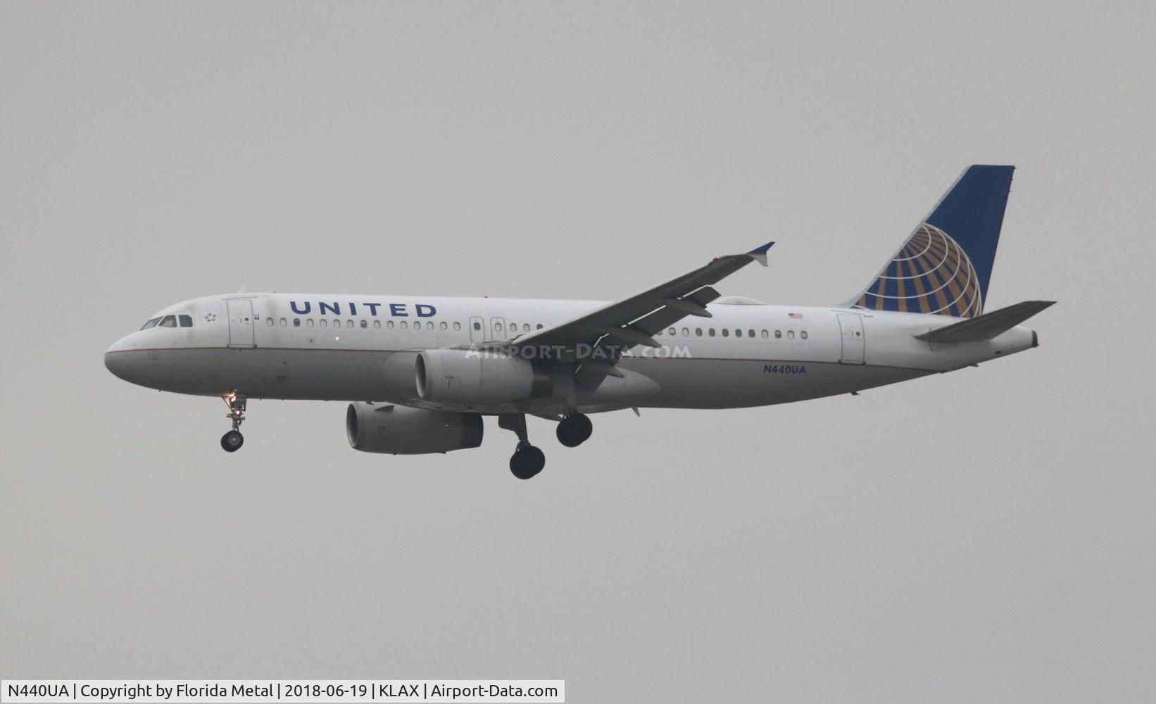 N440UA, 1997 Airbus A320-232 C/N 702, LAX 2018