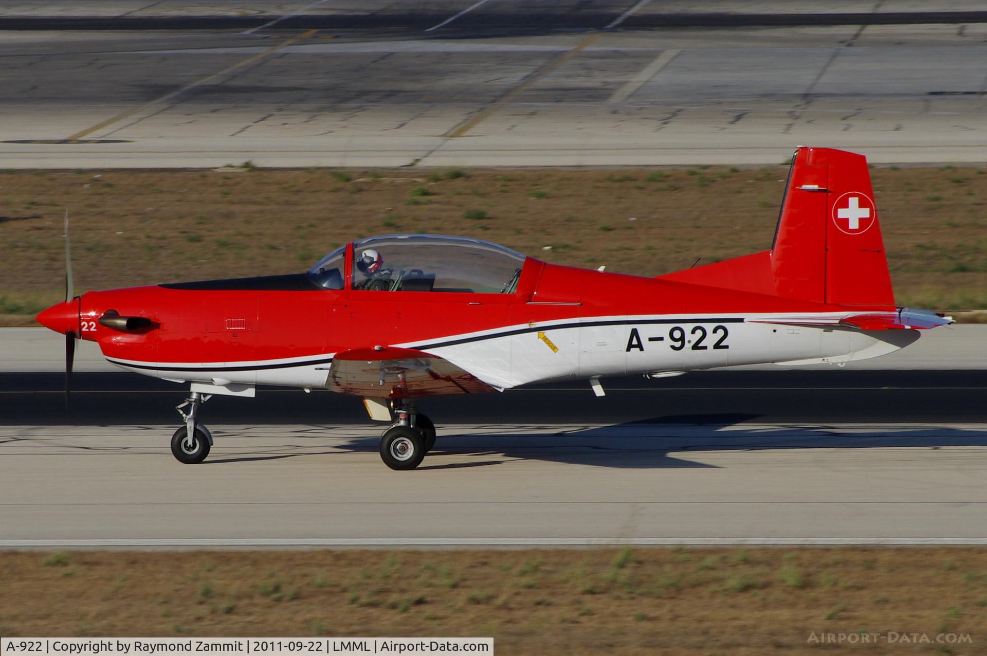 A-922, 1983 Pilatus PC-7 Turbo Trainer C/N 330, Pilatus PC-7 Turbo Trainer A-922 Swiss Air Force
