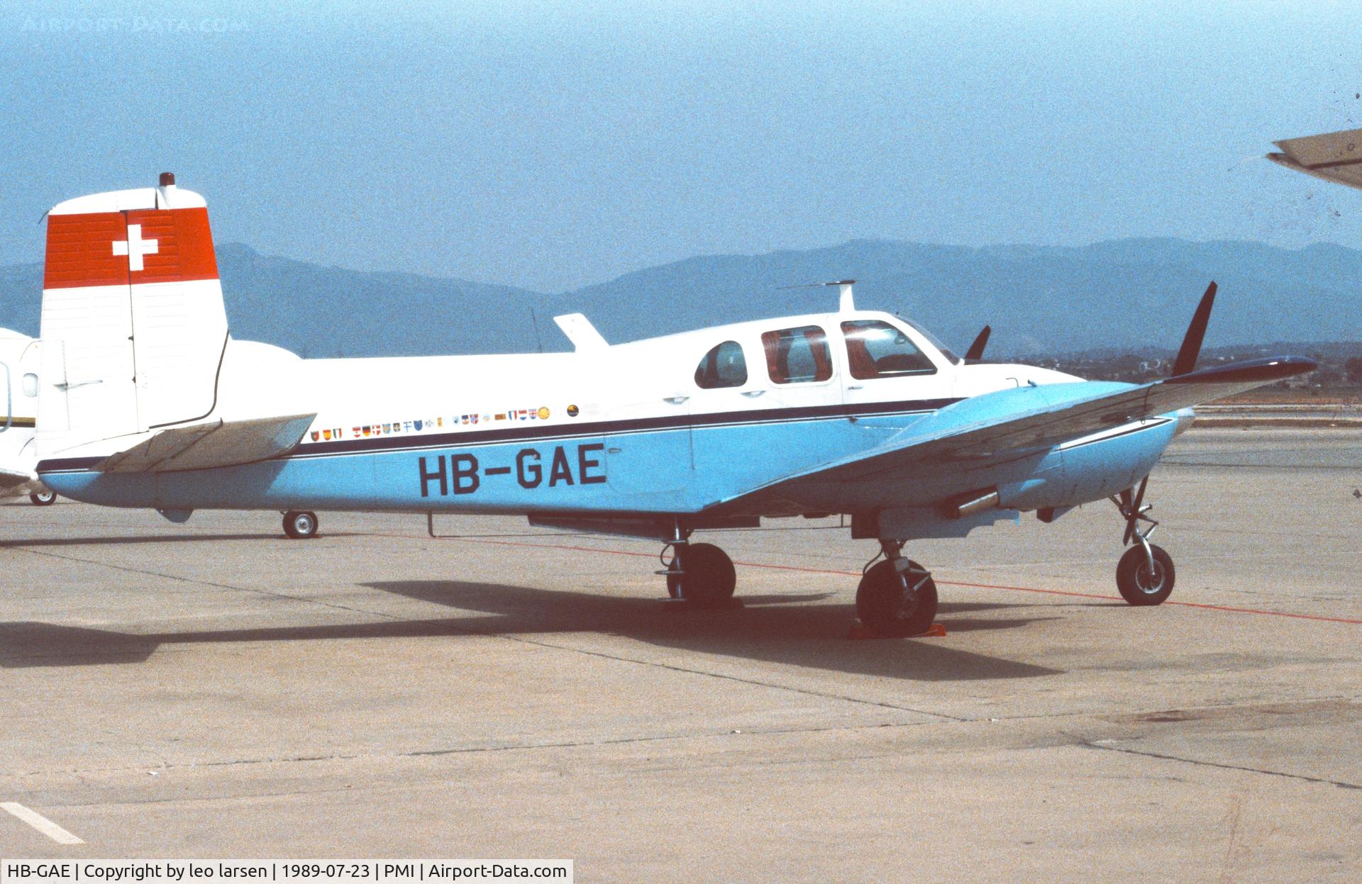 HB-GAE, 1961 Beech 50 Twin Bonanza C/N CH-50, Palma de Mollorca 23.7.1989