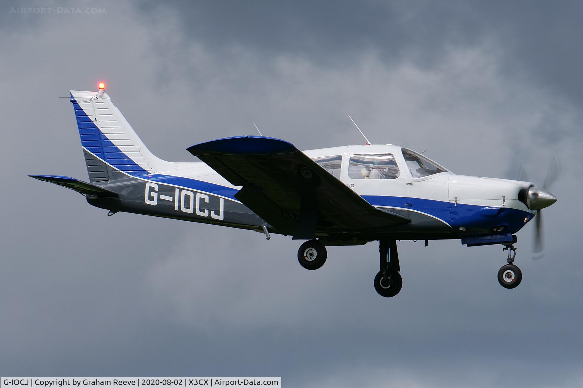 G-IOCJ, 1973 Piper PA-28R-200 Cherokee Arrow II C/N 28R-7335148, Landing at Northrepps.