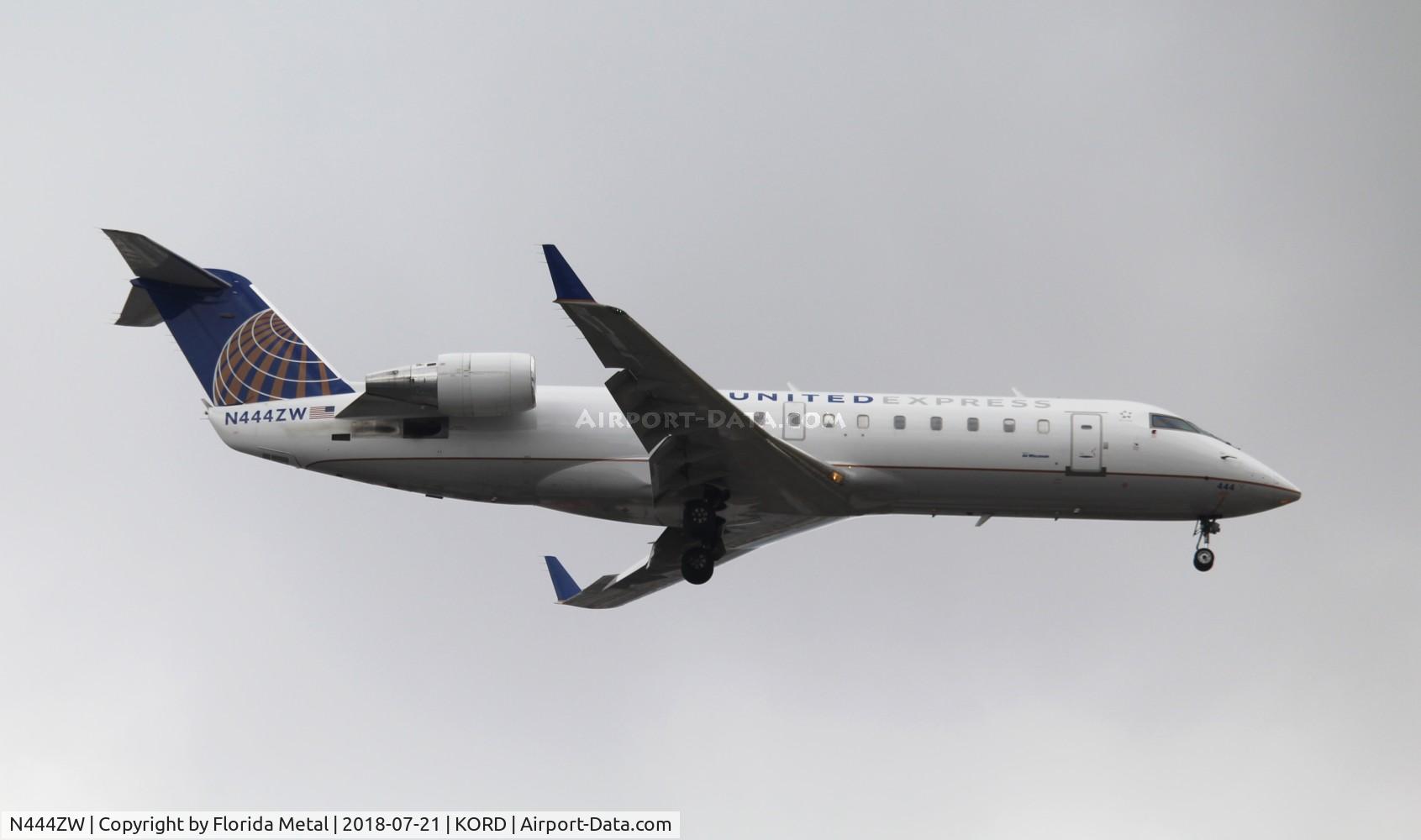 N444ZW, 2003 Canadair CRJ-200LR (CL-600-2B19) C/N 7788, ORD 2018