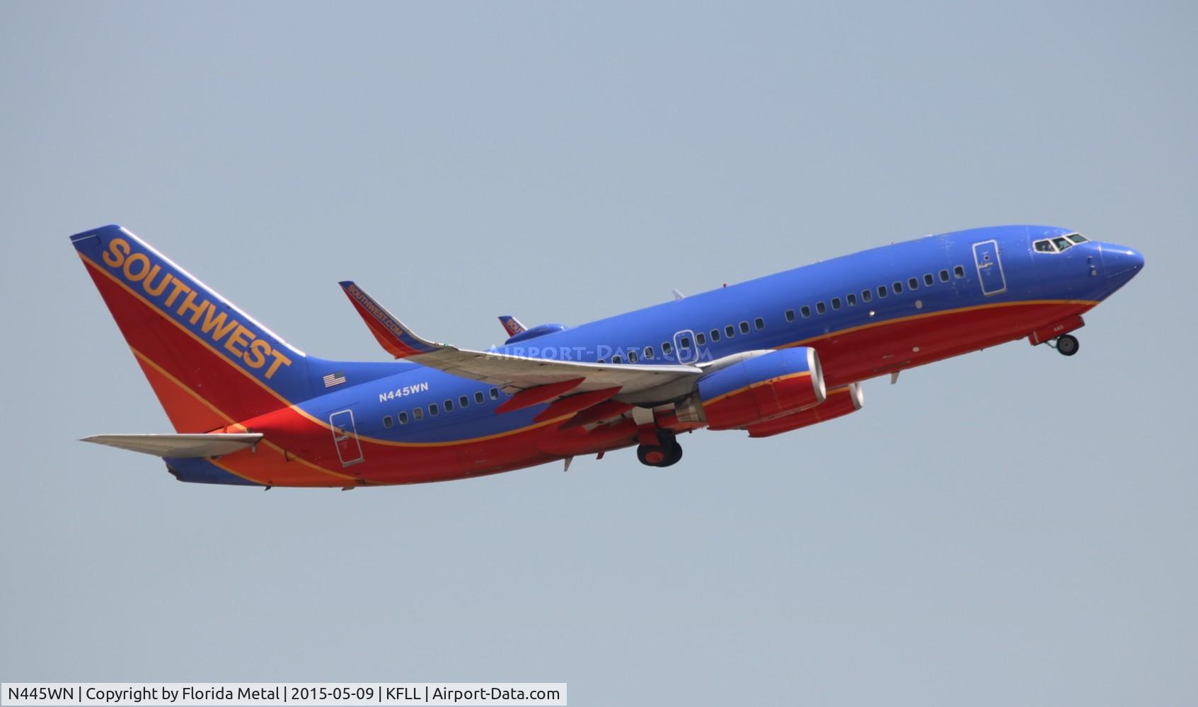 N445WN, 2003 Boeing 737-7H4 C/N 29841, FLL 2015