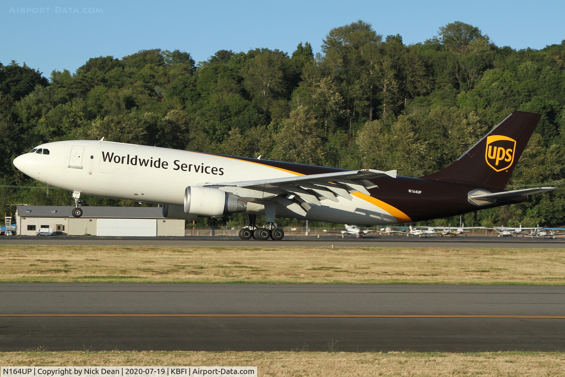 N164UP, 2005 Airbus A300F4-622R C/N 0853, KBFI.