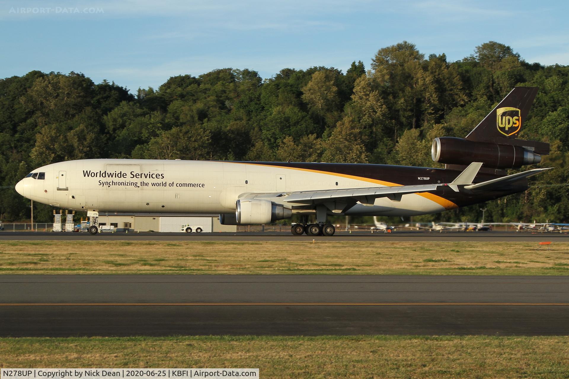 N278UP, 1995 McDonnell Douglas MD-11F C/N 48577, KBFI.
