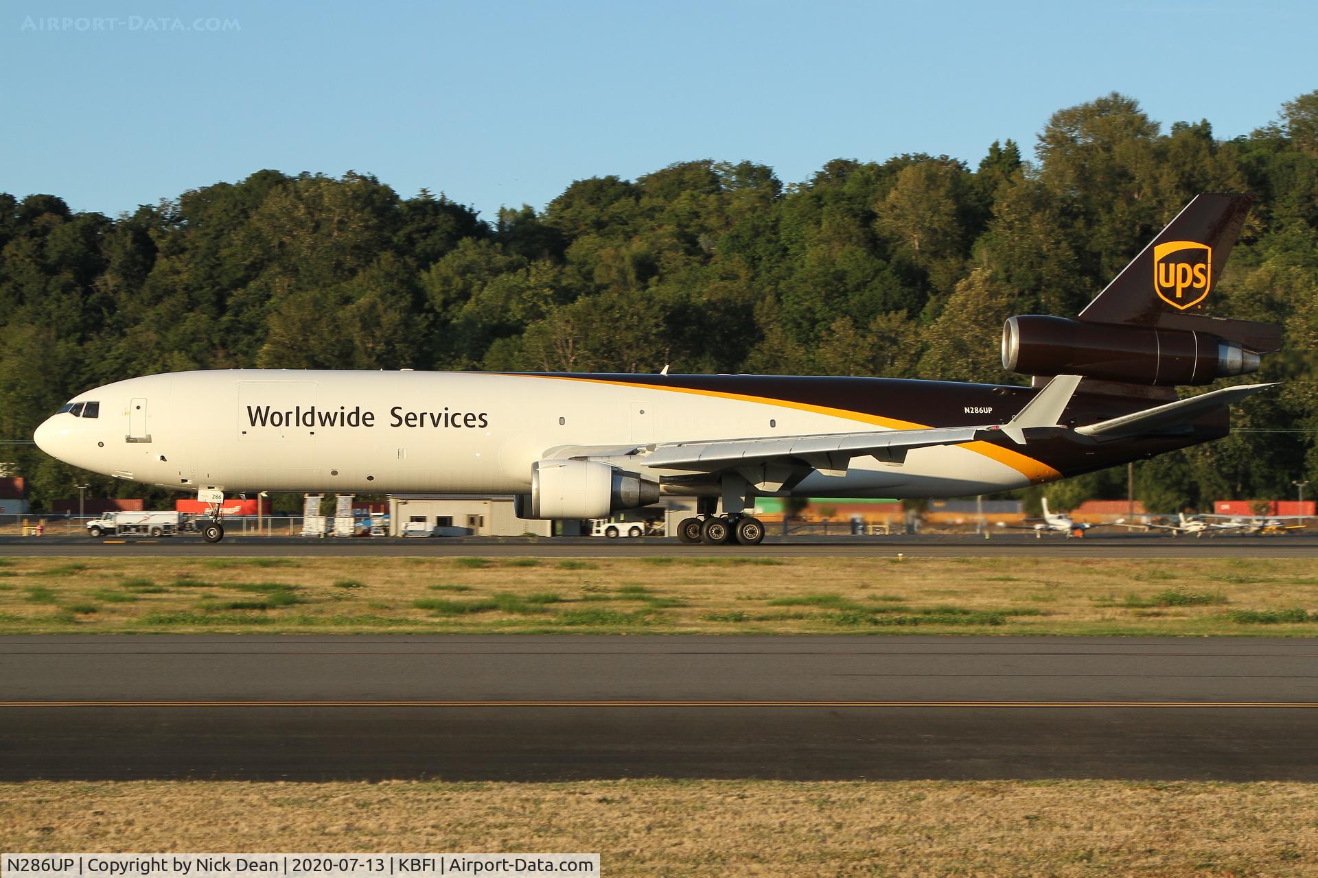 N286UP, 1991 McDonnell Douglas MD-11F C/N 48453, KBFI.