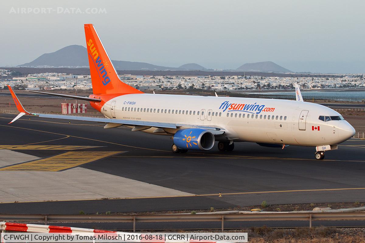 C-FWGH, 2011 Boeing 737-86J C/N 37752, 