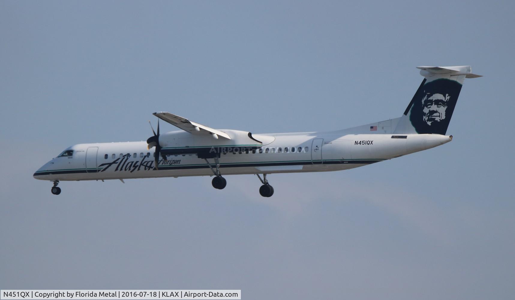 N451QX, 2013 Bombardier DHC-8-402 Dash 8 C/N 4457, LAX 2016