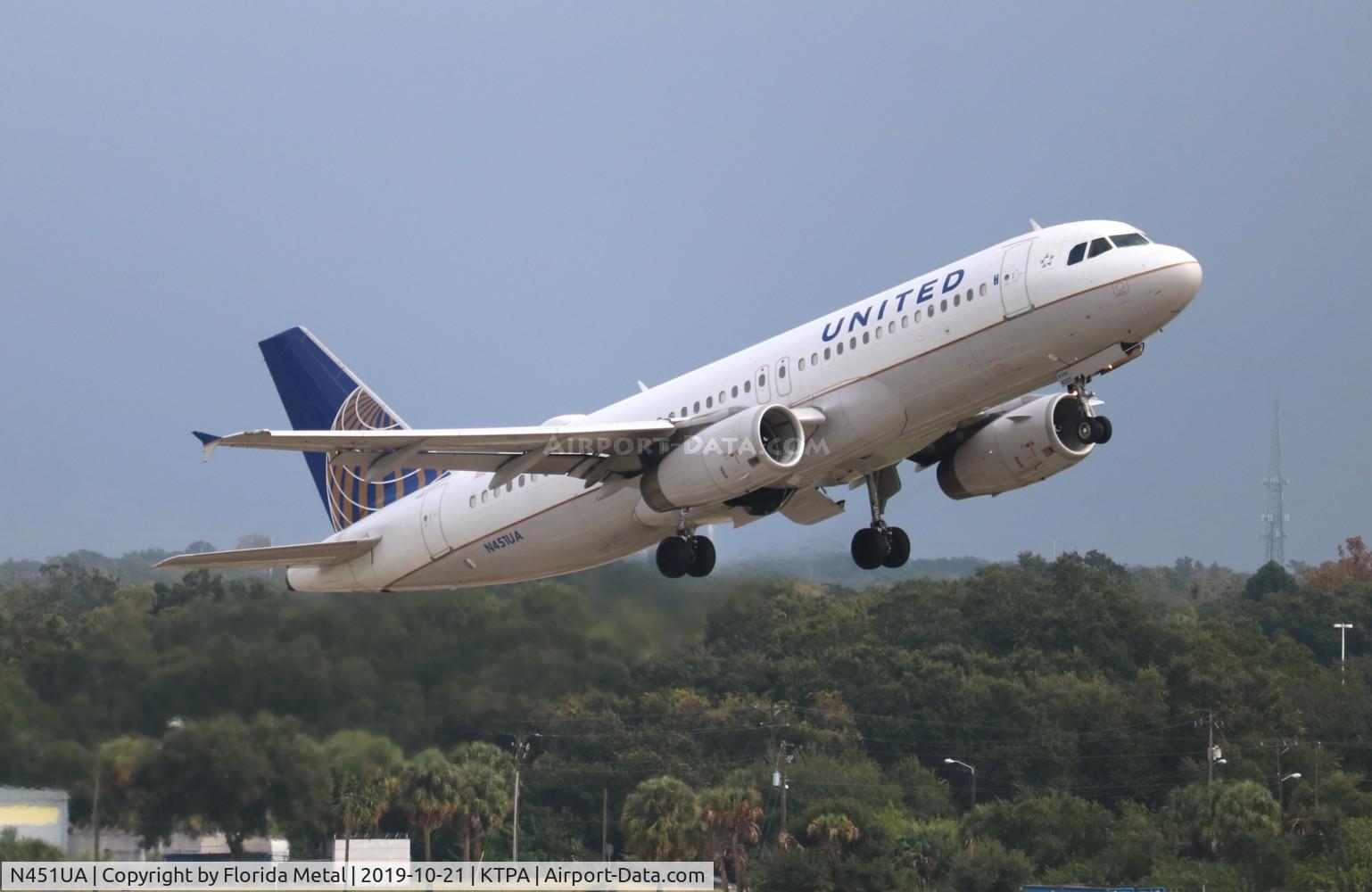 N451UA, 1998 Airbus A320-232 C/N 865, TPA 2019