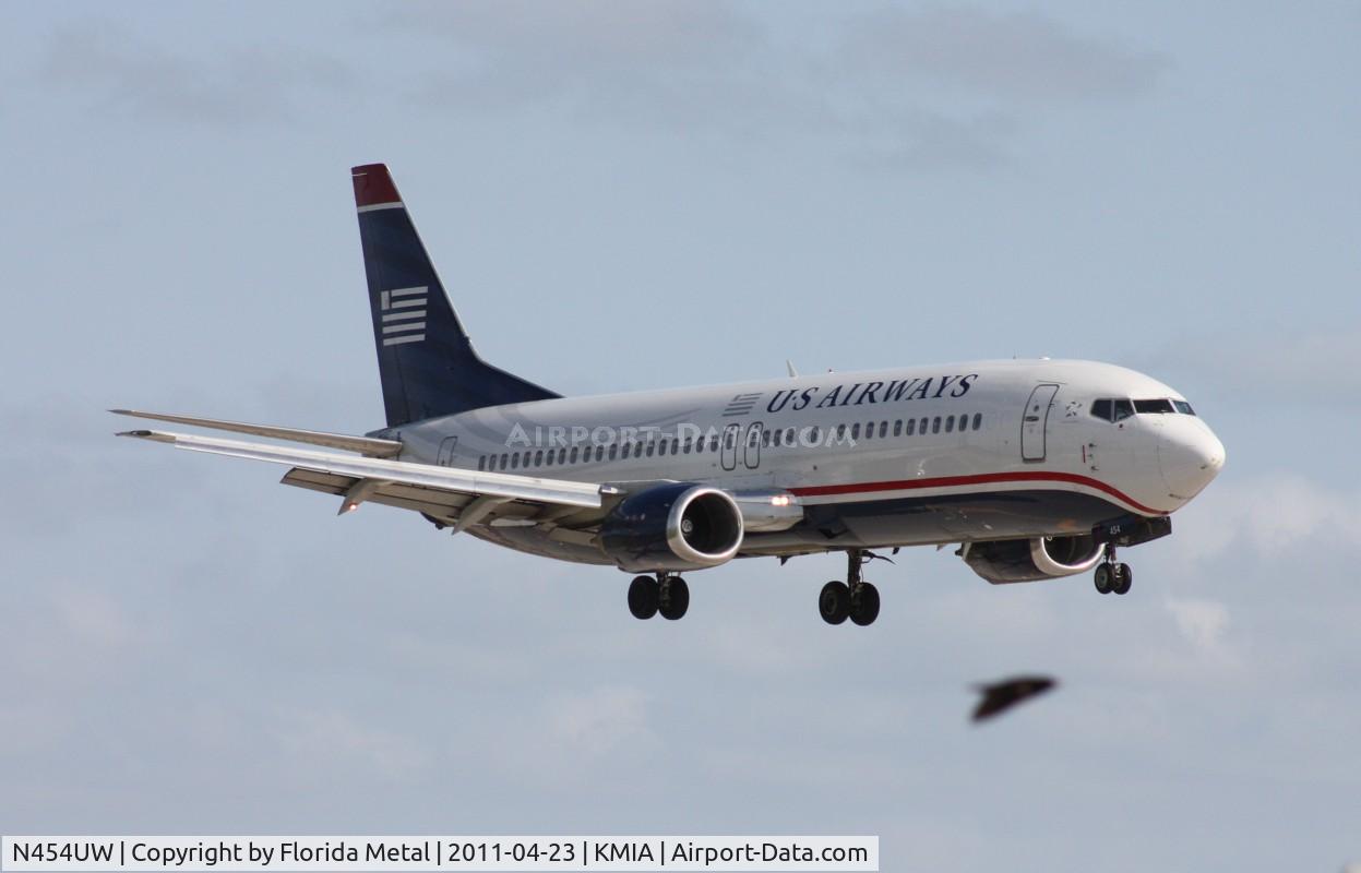 N454UW, 1991 Boeing 737-4B7 C/N 24996, MIA 2011