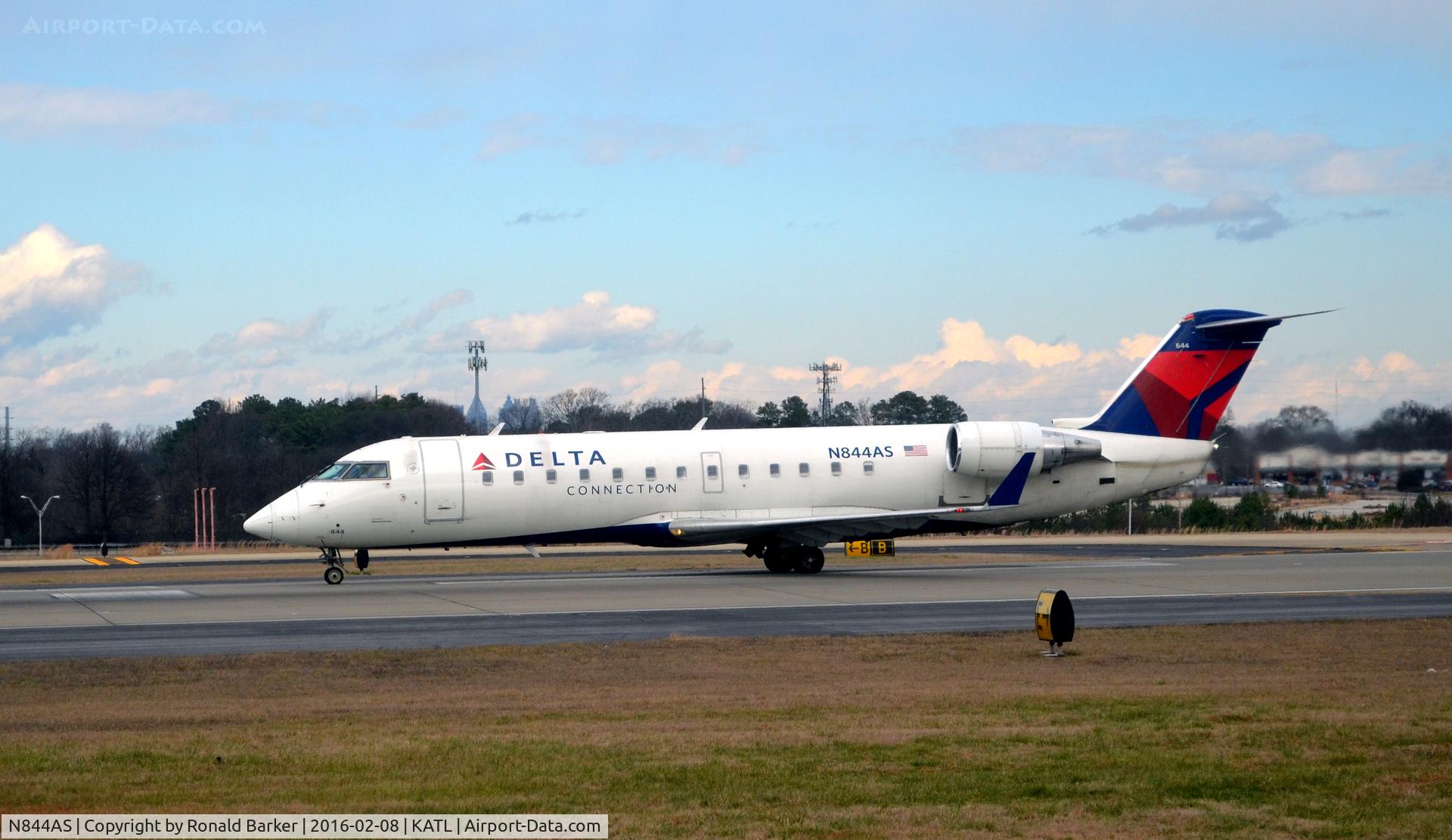 N844AS, 1999 Bombardier CRJ-200ER (CL-600-2B19) C/N 7317, Takeoff Atlanta