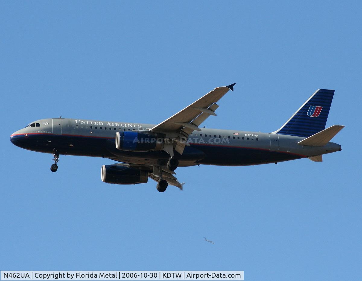 N462UA, 2000 Airbus A320-232 C/N 1272, DTW 2006