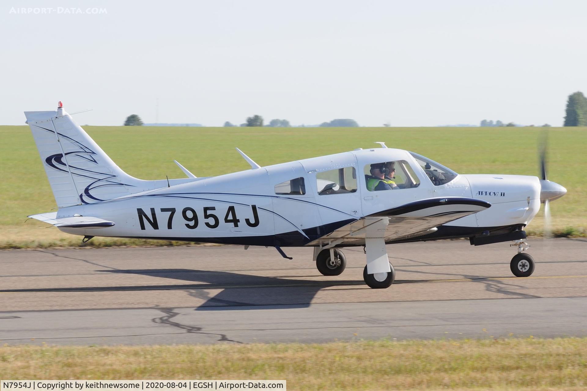 N7954J, Piper PA-28R-200 Cherokee Arrow C/N 28R-7635125, Leaving Norwich.