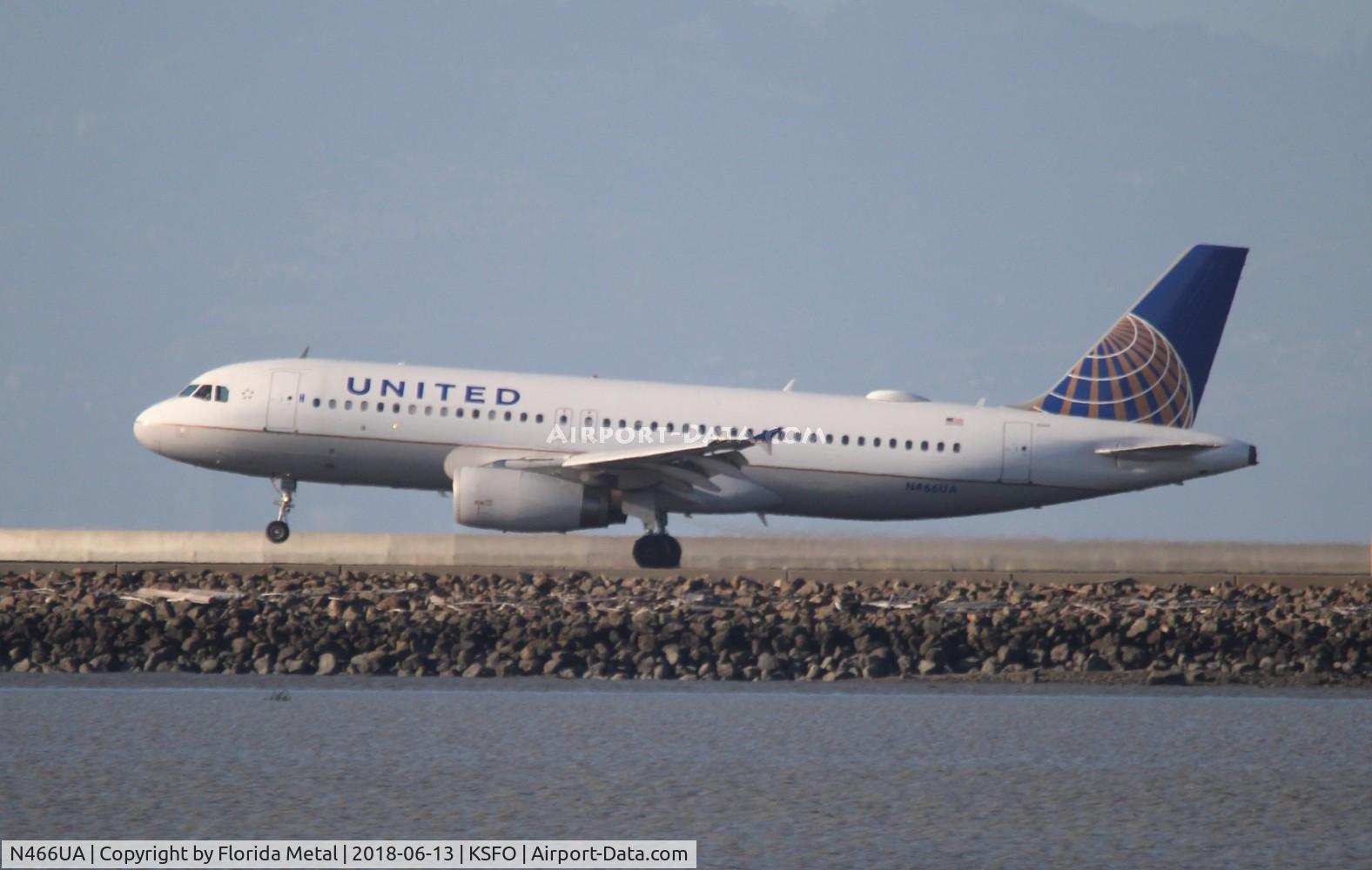 N466UA, 2000 Airbus A320-232 C/N 1343, SFO 2018