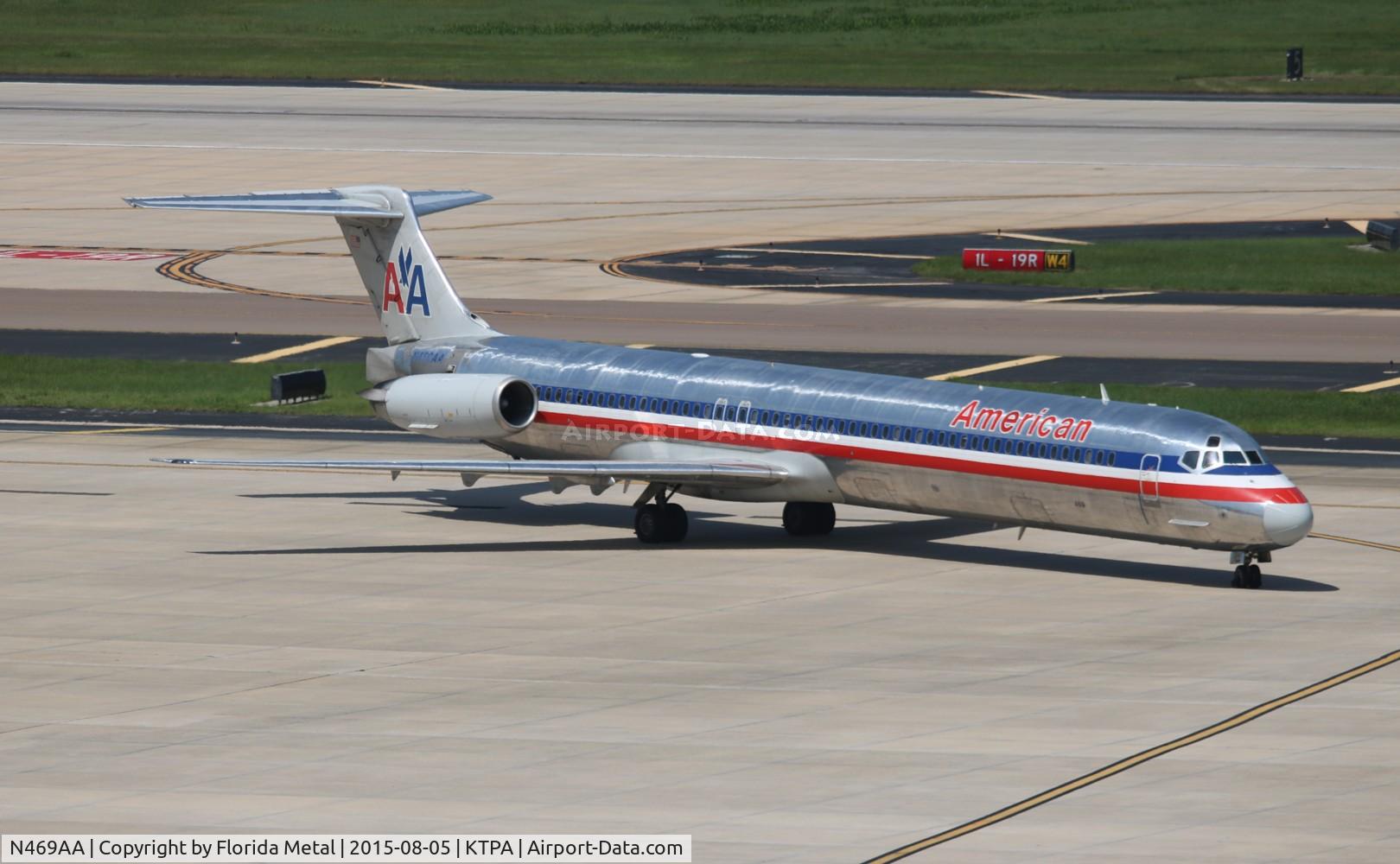 N469AA, 1988 McDonnell Douglas MD-82 (DC-9-82) C/N 49599, TPA 2015