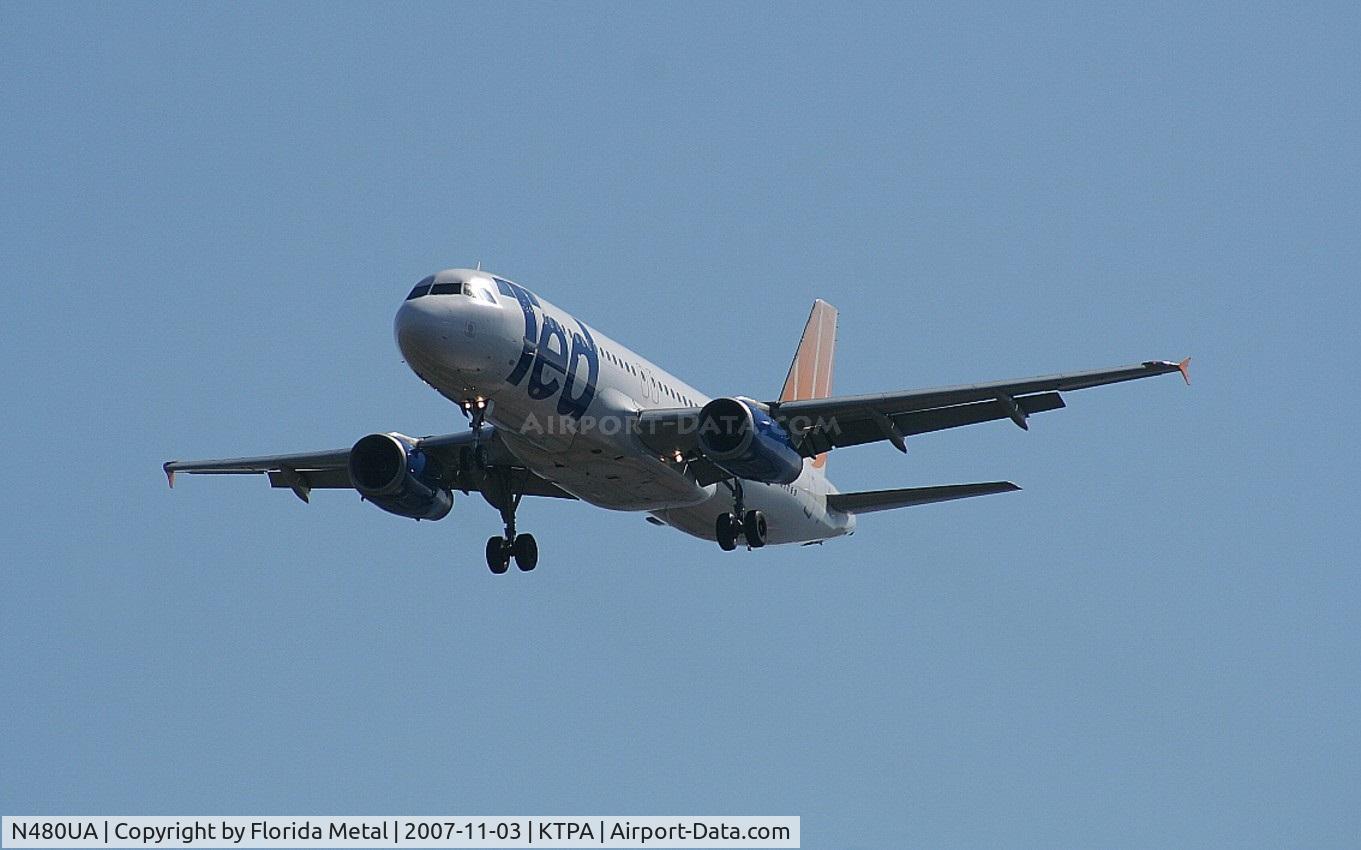 N480UA, 2001 Airbus A320-232 C/N 1555, TPA 2007