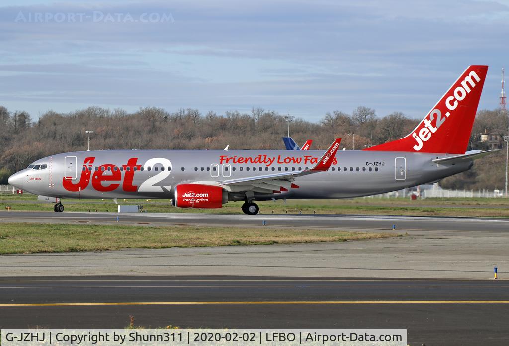 G-JZHJ, 2016 Boeing 737-8MG C/N 63144, Ready for departure rwy 14L