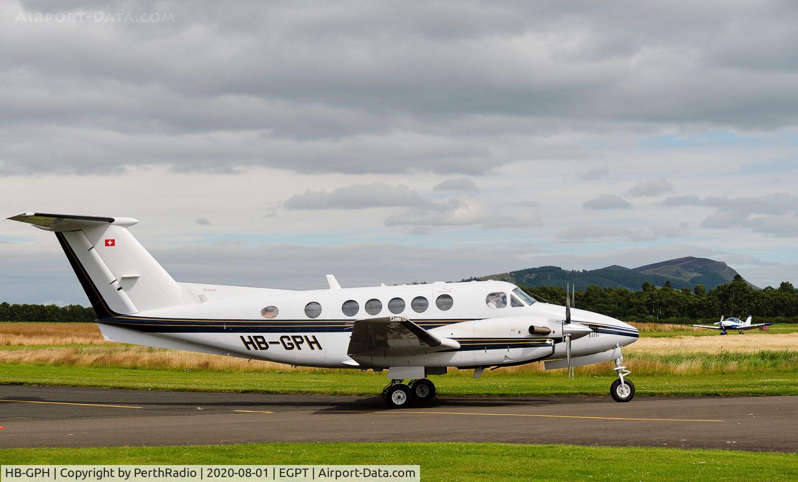 HB-GPH, 1997 Raytheon B200 Super King Air C/N BB-1569, visitor