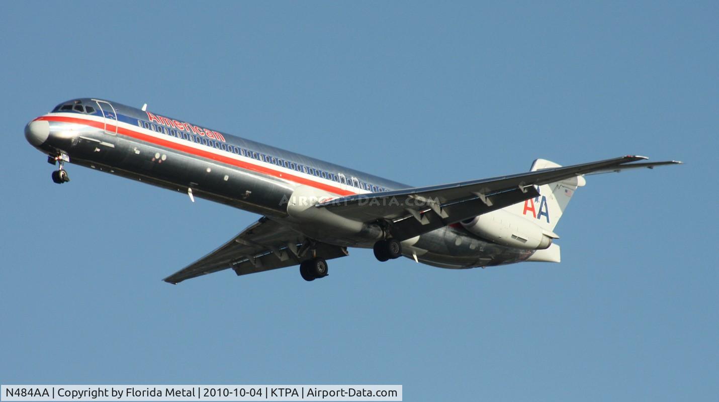 N484AA, 1988 McDonnell Douglas MD-82 (DC-9-82) C/N 49677, TPA 2010