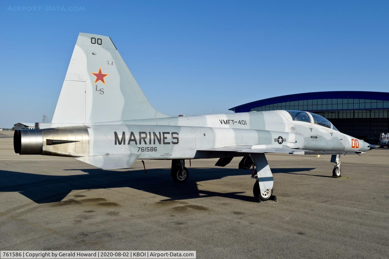 761586, Northrop F-5F Tiger II C/N L.1061, VMFT-401 