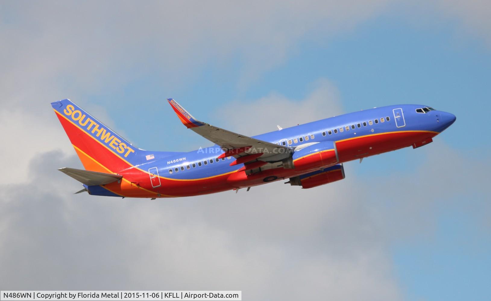 N486WN, 2004 Boeing 737-7H4 C/N 33852, FLL 2015