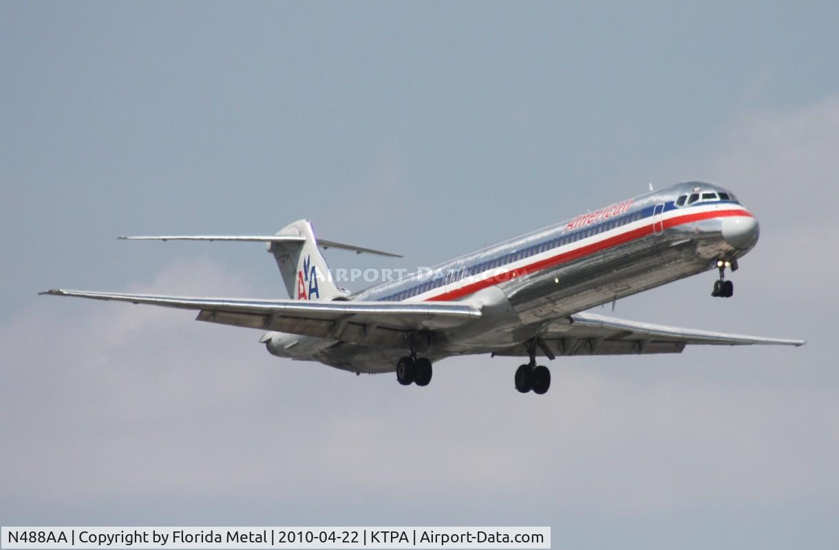 N488AA, 1988 McDonnell Douglas MD-82 (DC-9-82) C/N 49681, TPA 2010
