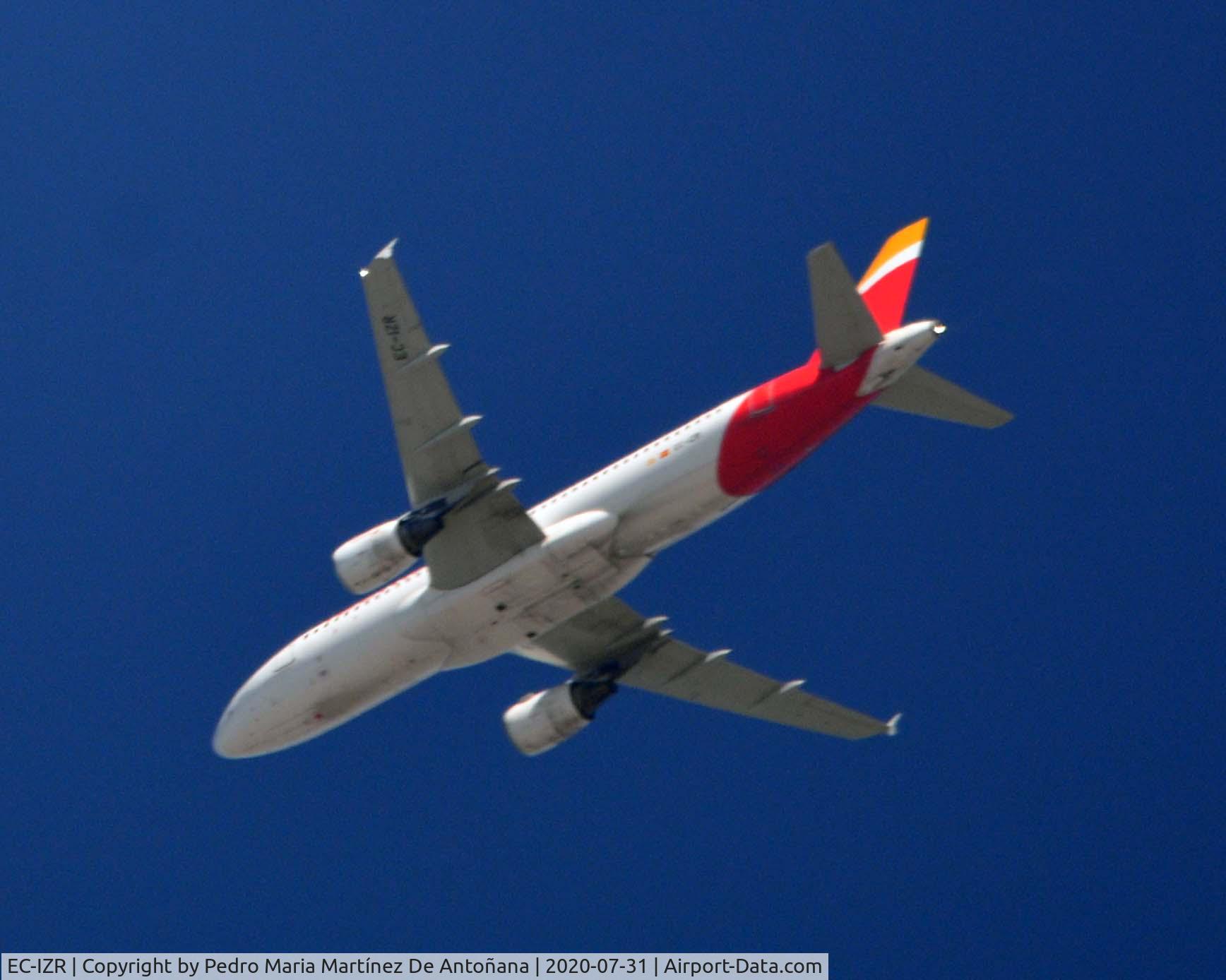 EC-IZR, 2004 Airbus A320-214 C/N 2242, Ventas de Armentia - Condado de Treviño - España