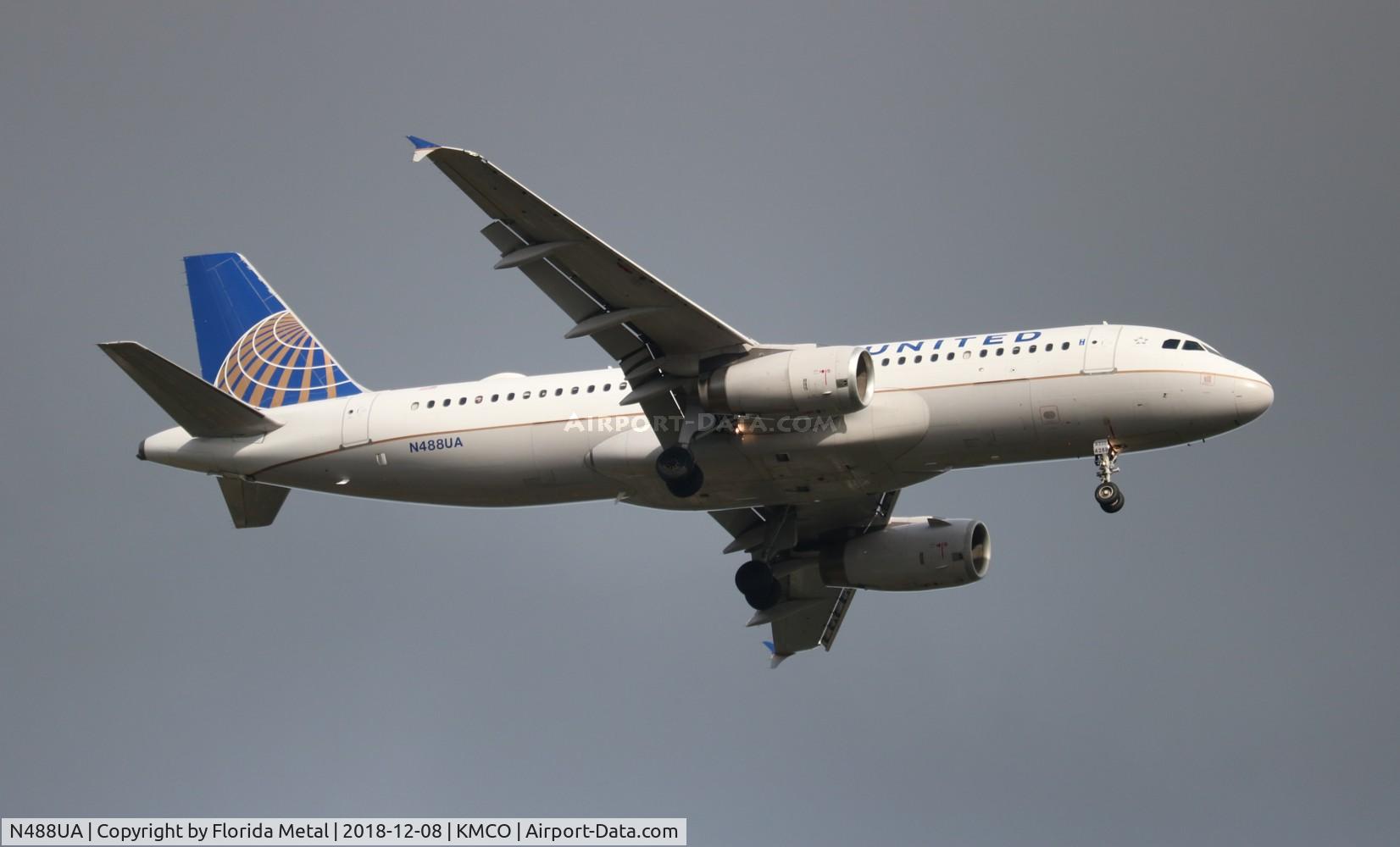 N488UA, 2001 Airbus A320-232 C/N 1680, MCO 2018