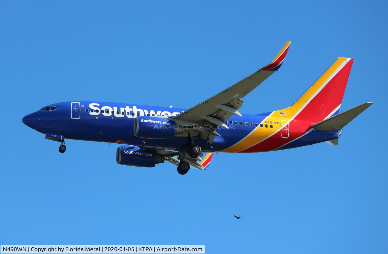 N490WN, 2004 Boeing 737-7H4 C/N 32476, TPA 2020