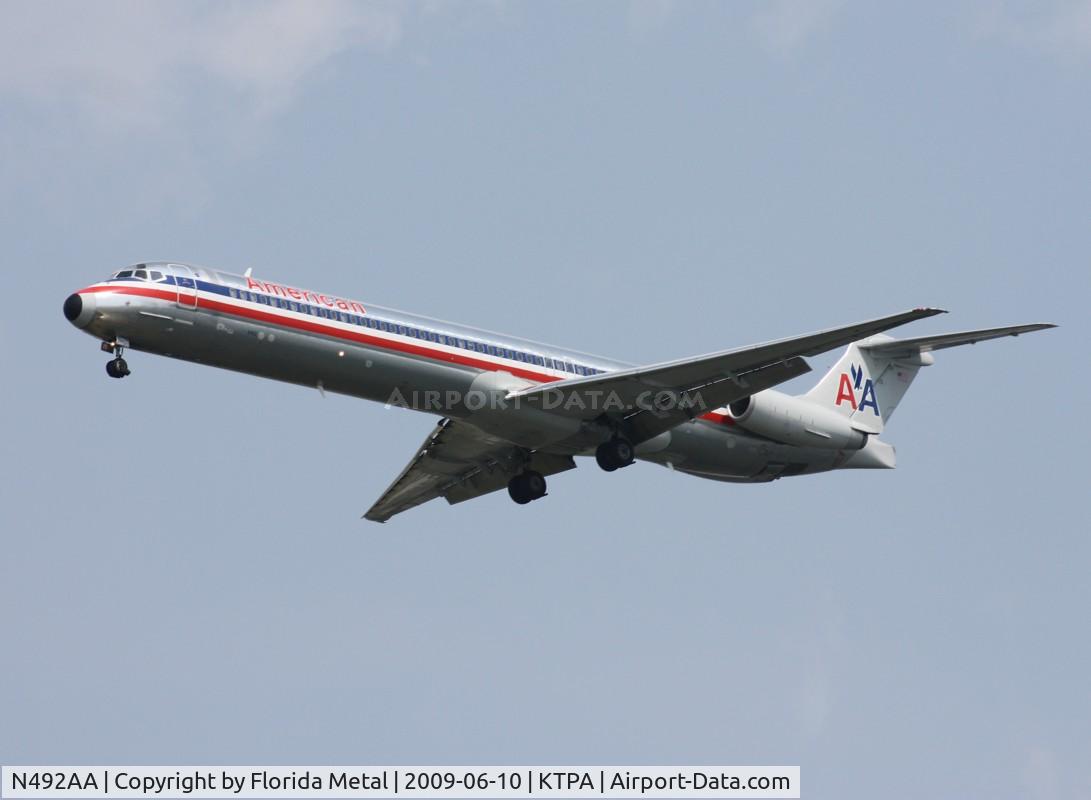 N492AA, 1989 McDonnell Douglas MD-82 (DC-9-82) C/N 49730, TPA 2009