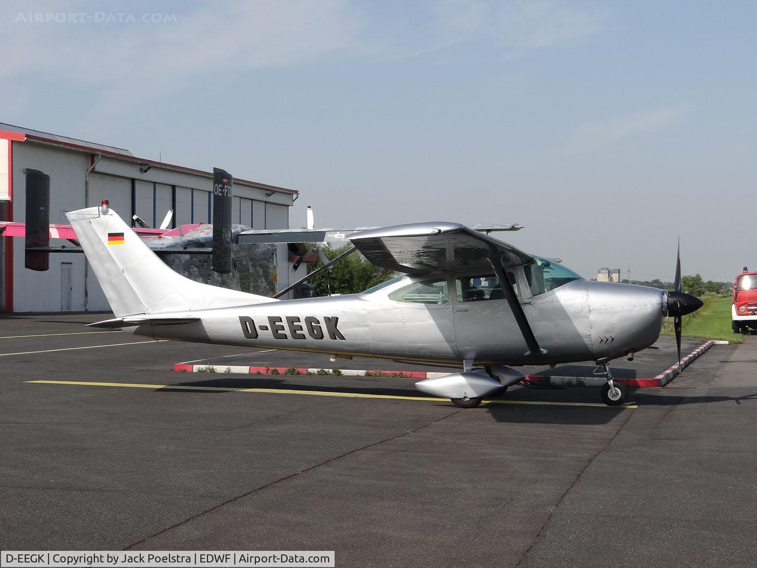 D-EEGK, Cessna 182J Skylane Skylane C/N 18256742, On ramp of Leer-Papenburg airport