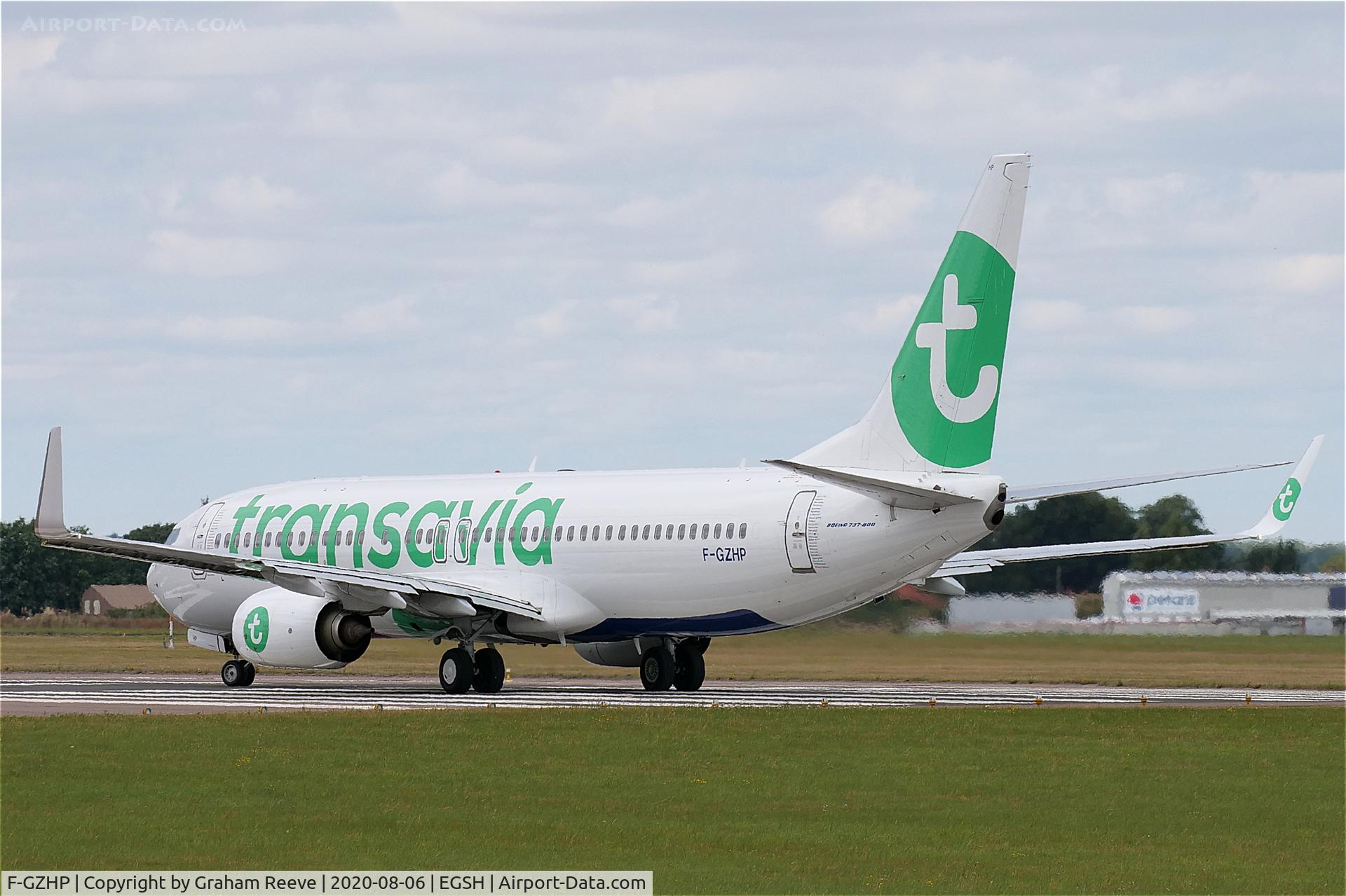 F-GZHP, 2000 Boeing 737-8K2 C/N 44566, Departing from Norwich.