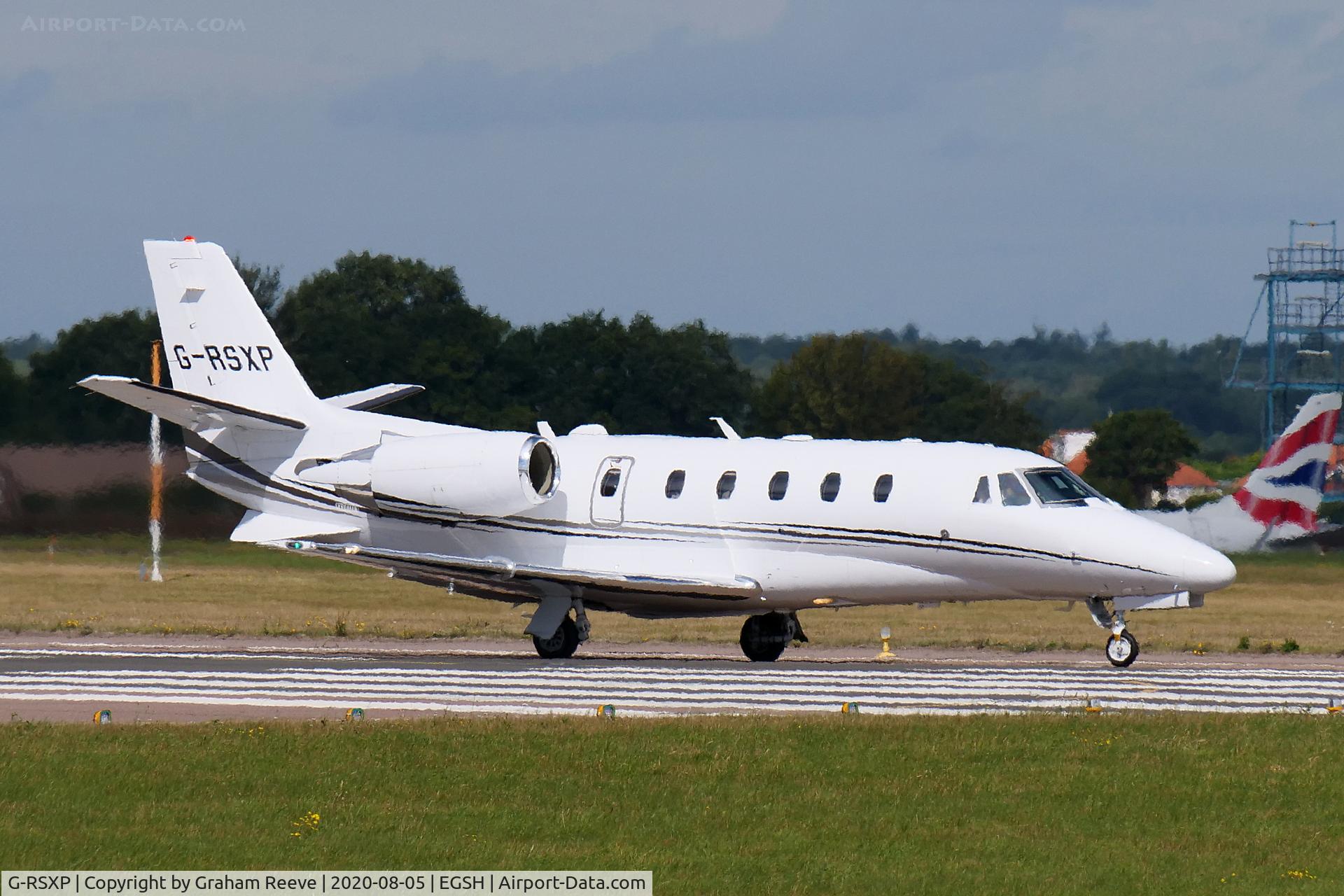 G-RSXP, 2015 Cessna 560XL Citation XLS C/N 560-6198, Departing from Norwich.