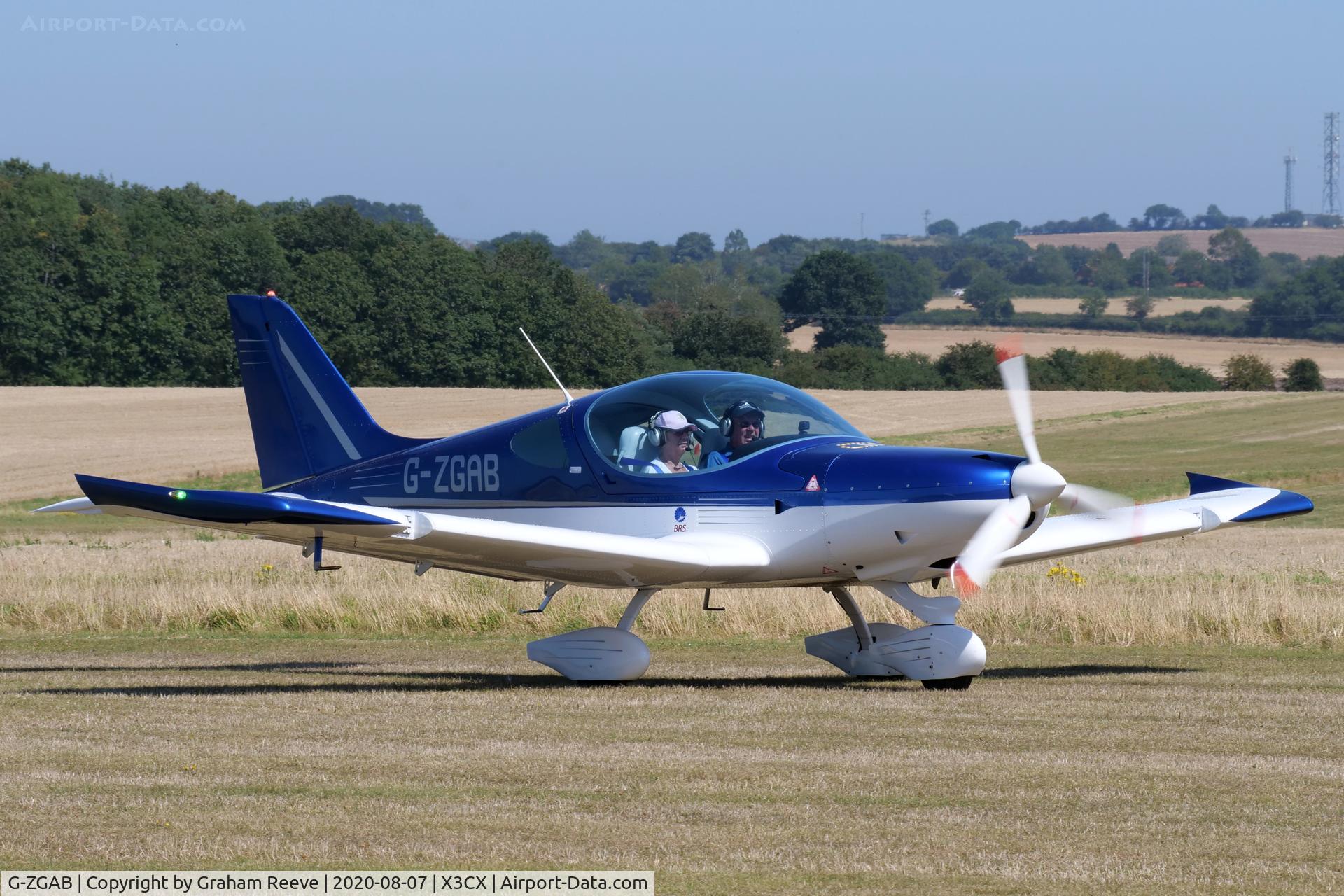 G-ZGAB, 2017 BRM Aero Bristell NG5 Speed Wing C/N LAA 385-15392, Just landed at Northrepps.