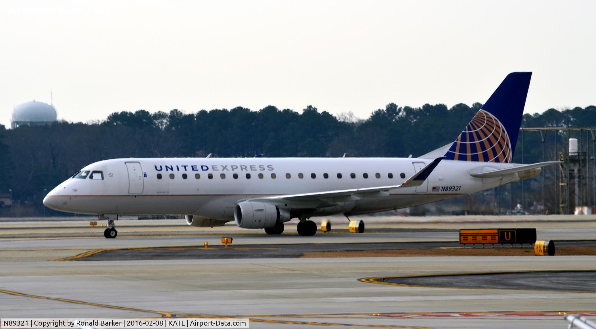 N89321, 2015 Embraer 175LR (ERJ-170-200LR) C/N 17000459, Taxi Atlanta