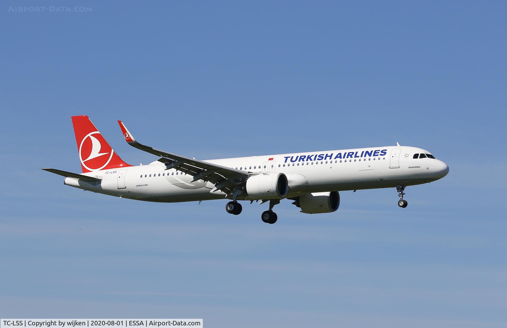 TC-LSS, 2020 Airbus A321-271NX C/N 9157, RWY 01L