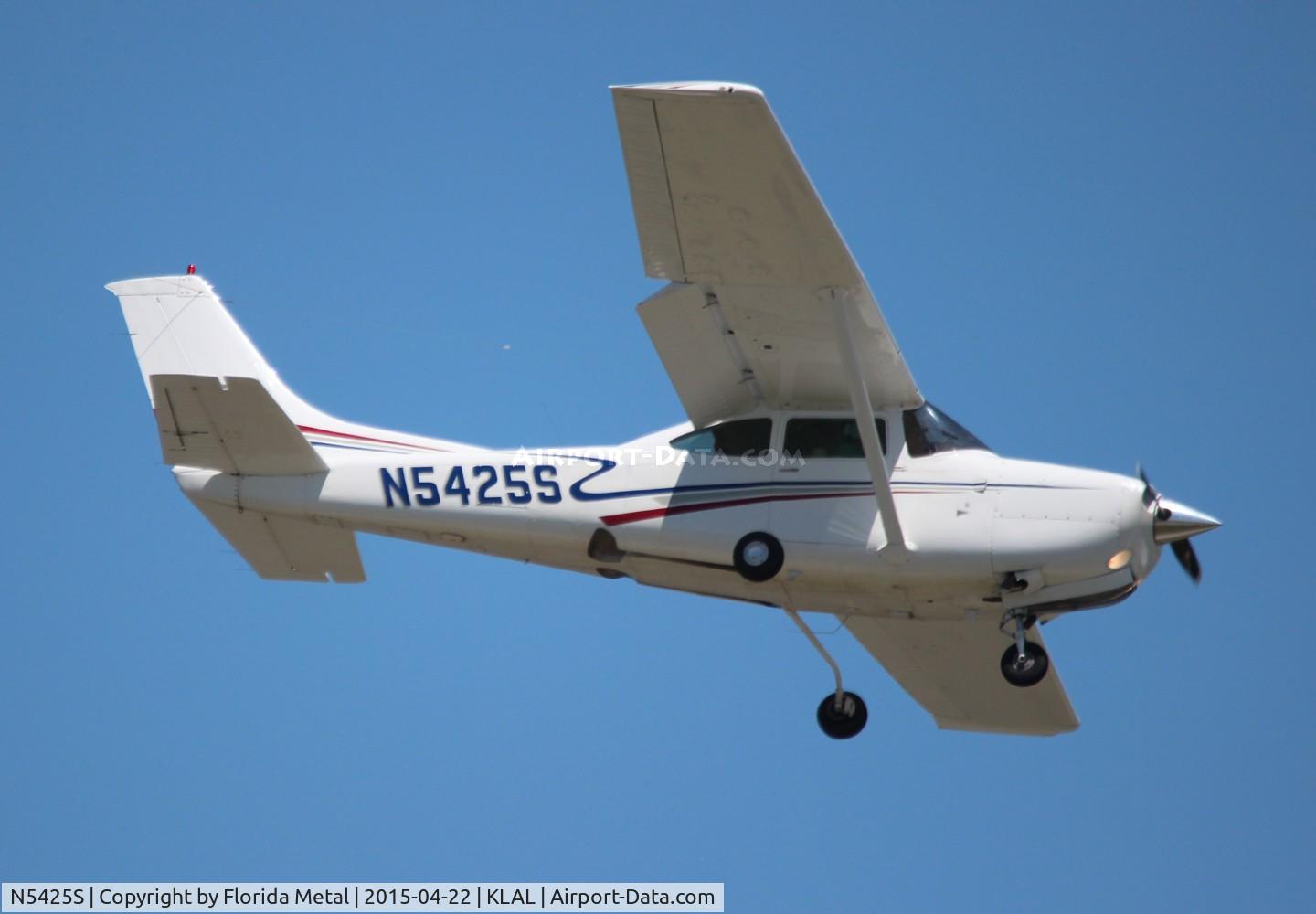N5425S, 1980 Cessna R182 Skylane RG C/N R18201570, Cessna R182