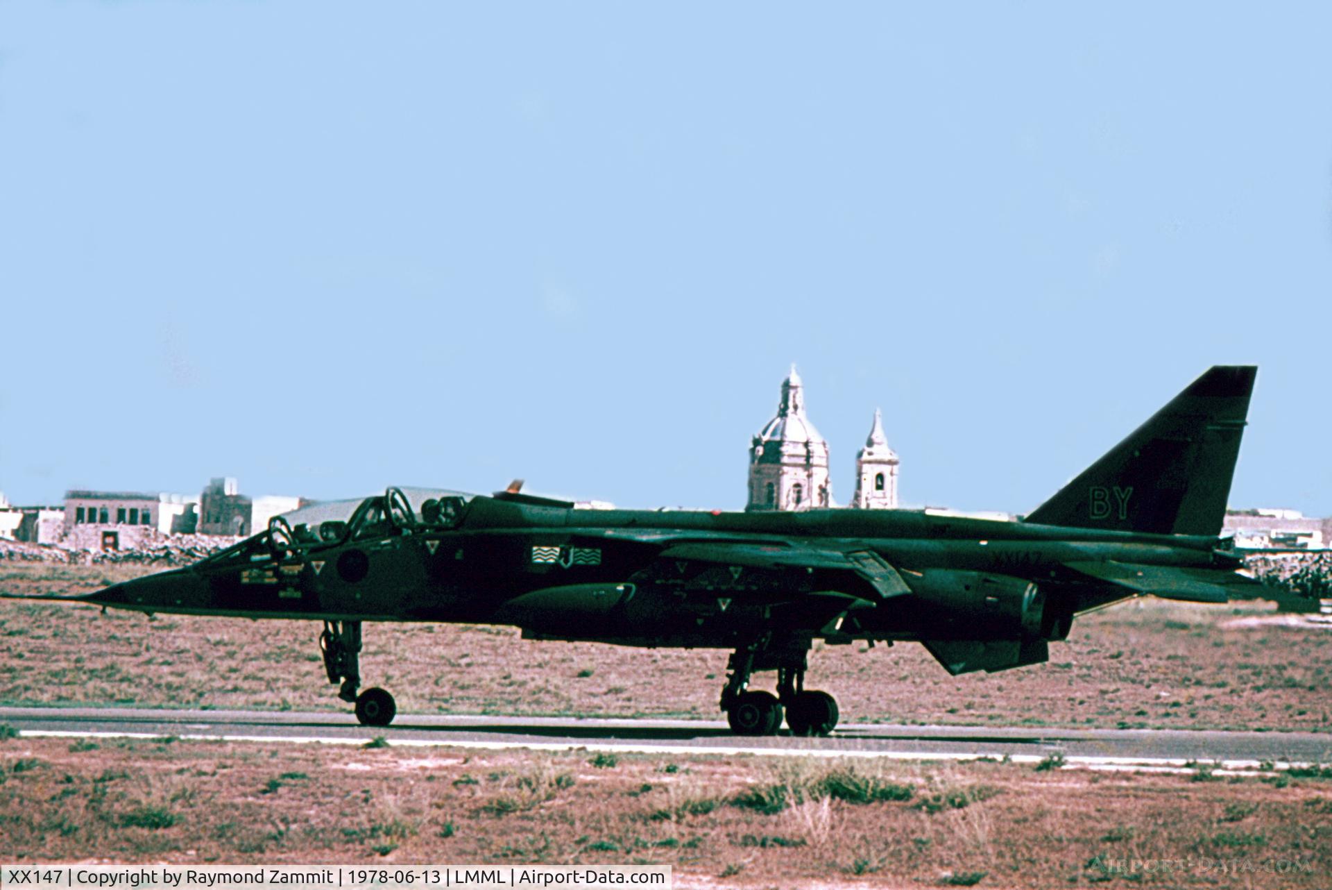 XX147, 1974 Sepecat Jaguar T.2 C/N B.12, Sepecat Jaguar T.2 XX147 17Sqdn Royal Air Force
