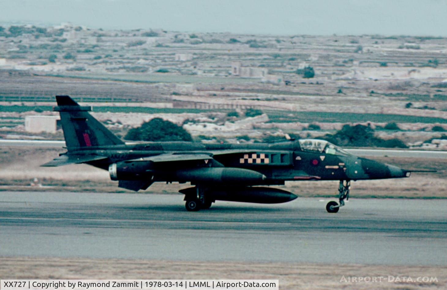 XX727, 1974 Sepecat Jaguar GR.1 C/N S.24, Sepecat Jaguar GR.1 XX727 of 54Sqd Royal Air Force
