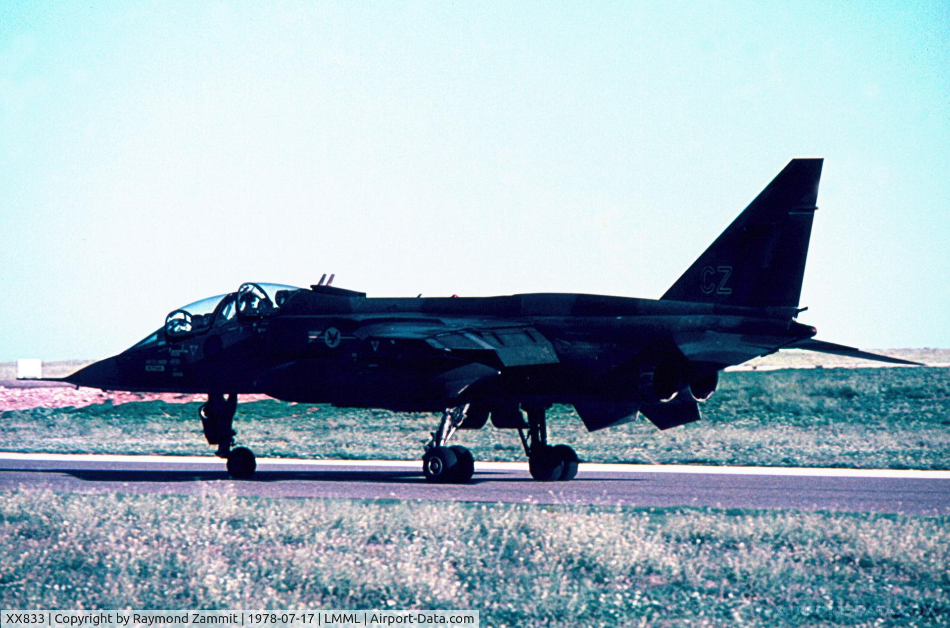 XX833, Sepecat Jaguar T.2A C/N B.21, Sepecat Jaguar T.2A XX833/CZ 0f 20Sqdn RAF