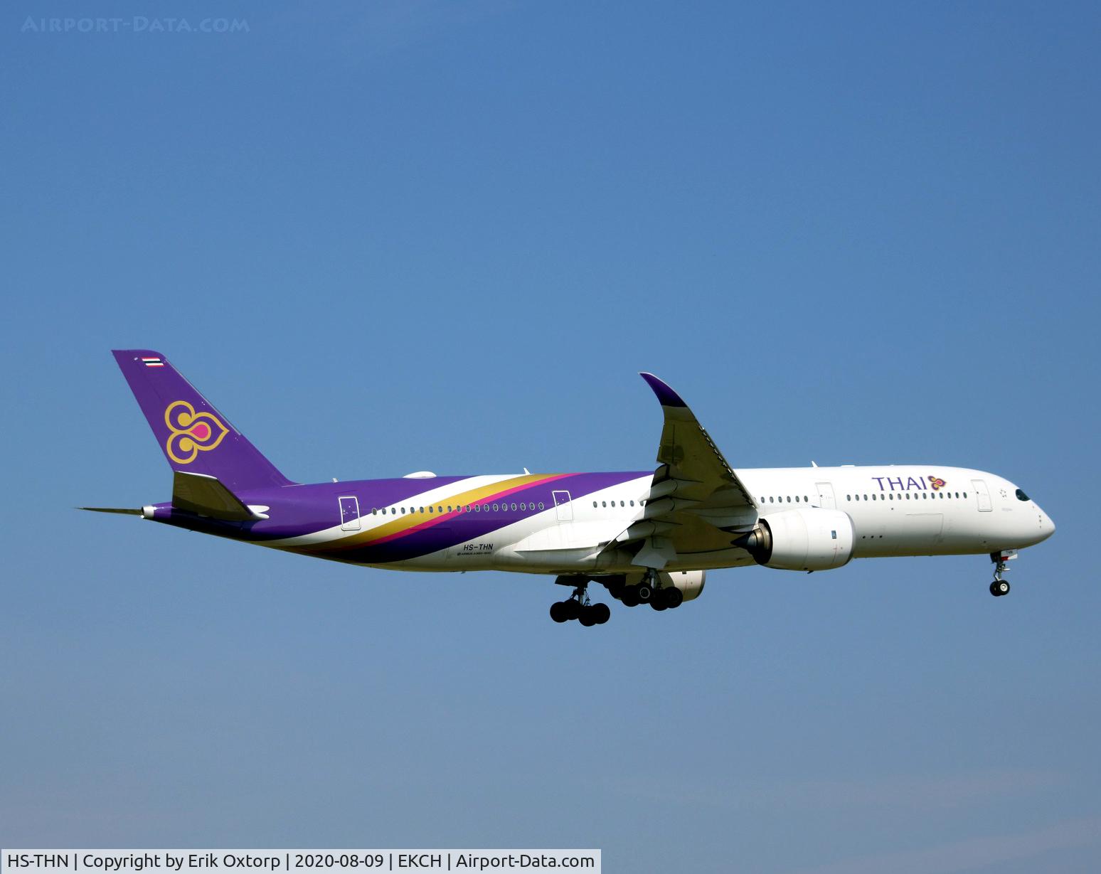 HS-THN, 2018 Airbus A350-941 C/N 0201, HS-THN landing rw 04L