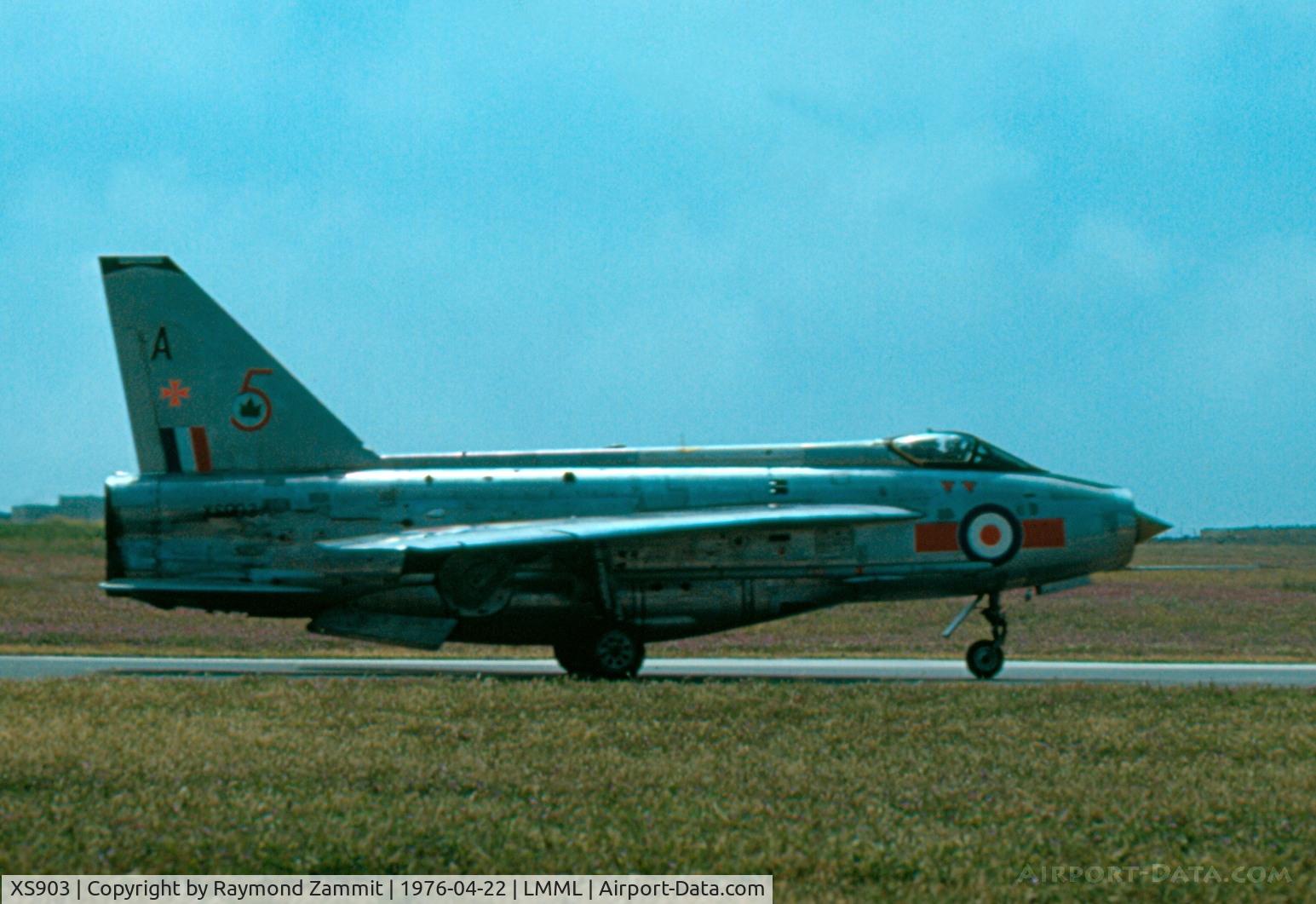 XS903, English Electric Lightning F.6 C/N 95249, EE Lightning XS903/A 5Sqdn Royal Air Force