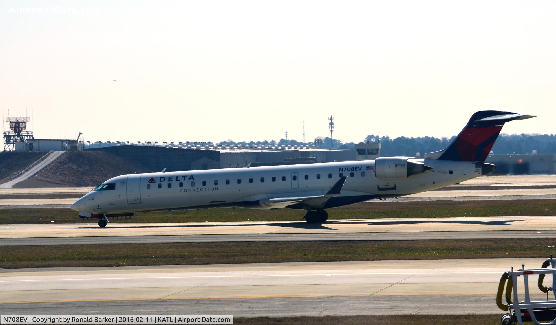 N708EV, 2002 Bombardier CRJ-701 (CL-600-2C10) Regional Jet C/N 10060, Taxi Atlanta