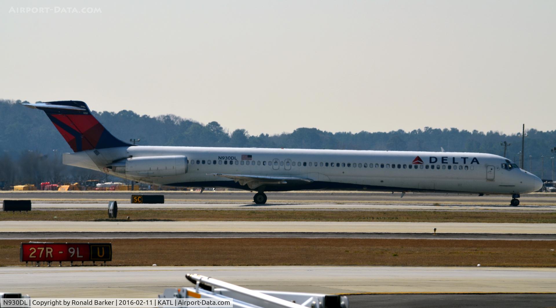 N930DL, 1988 McDonnell Douglas MD-88 C/N 49717, Taxi Atlanta
