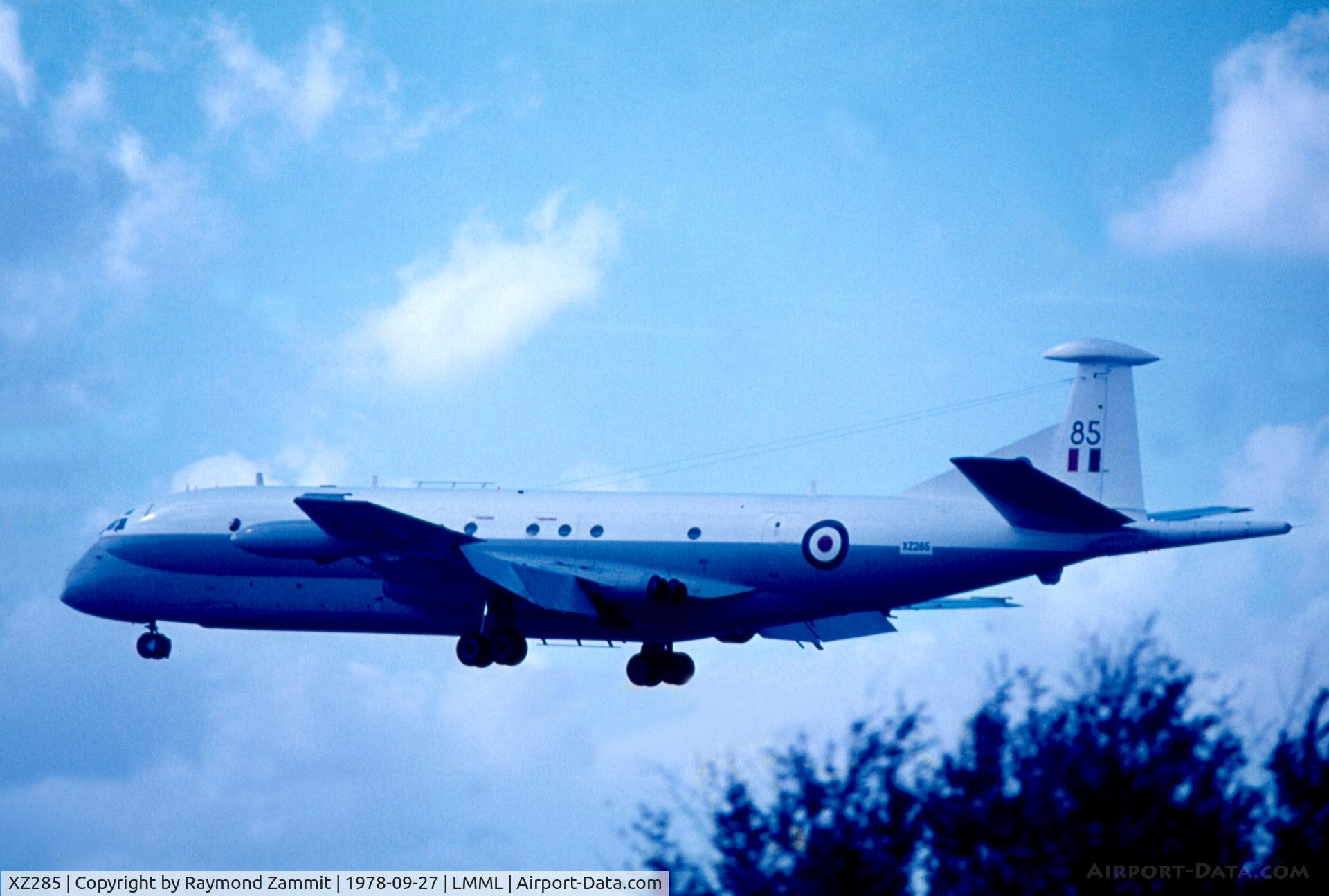 XZ285, 1976 Hawker Siddeley Nimrod MR.2 C/N 8047, Hawker Siddeley MR.1 XZ285 of 42 Sqdn Royal Air Force