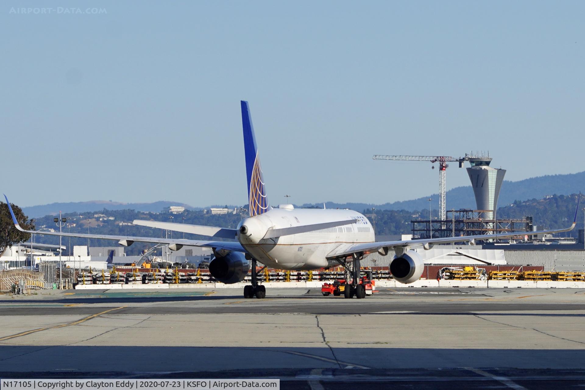 N17105, 1994 Boeing 757-224 C/N 27295, SFO 2020.