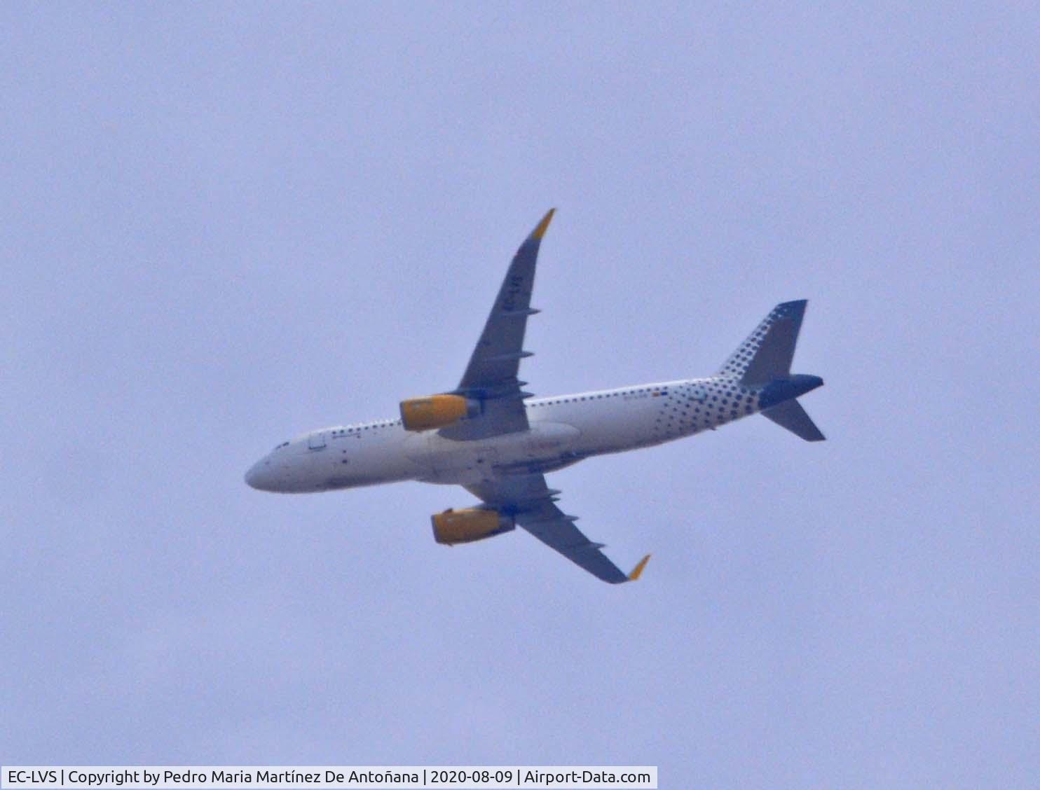EC-LVS, 2013 Airbus A320-232 C/N 5599, Ventas de Armentia - Condado de Treviño - España