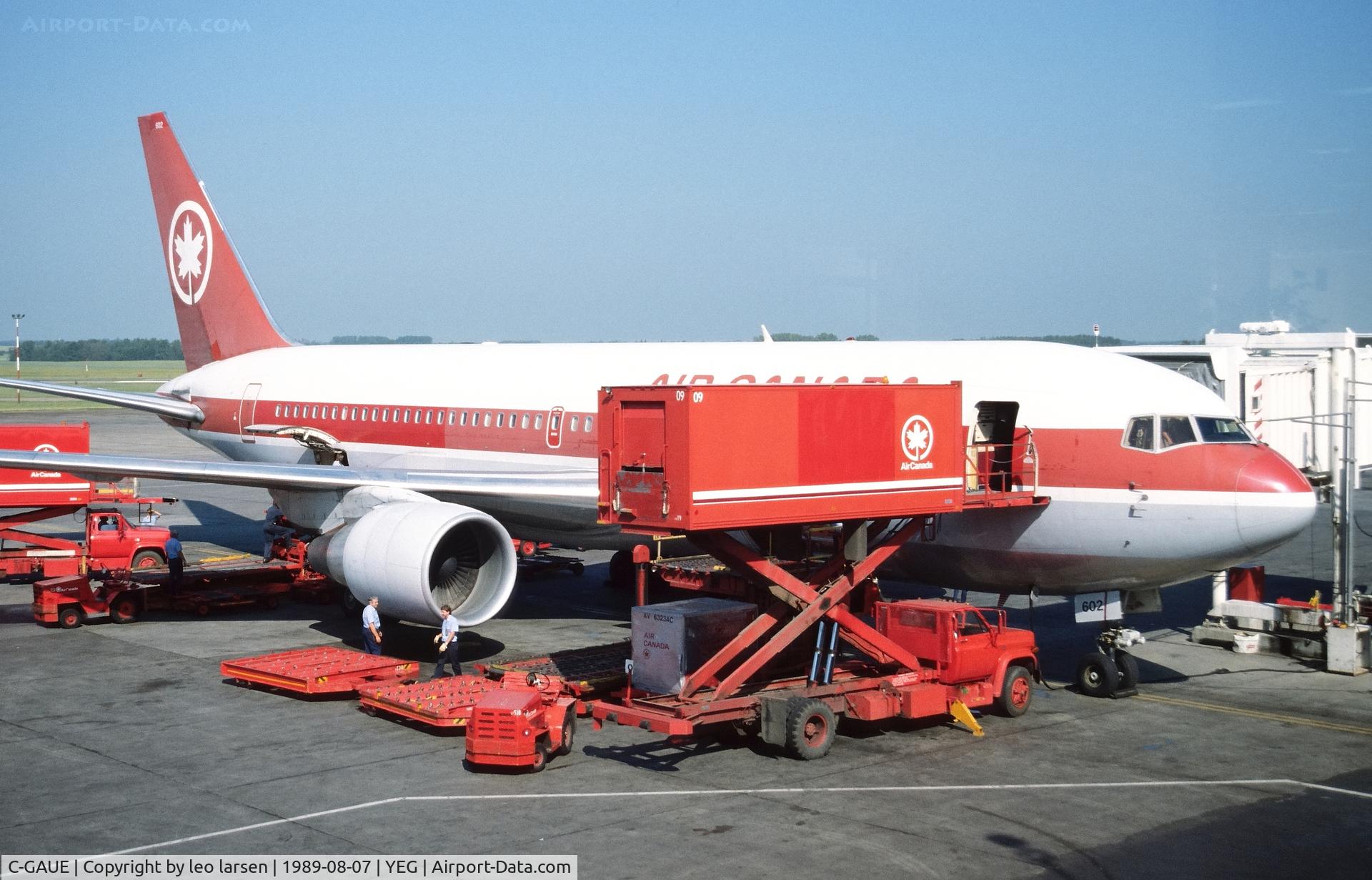 C-GAUE, 1982 Boeing 767-233 C/N 22518, Edmonton 7.8.1989