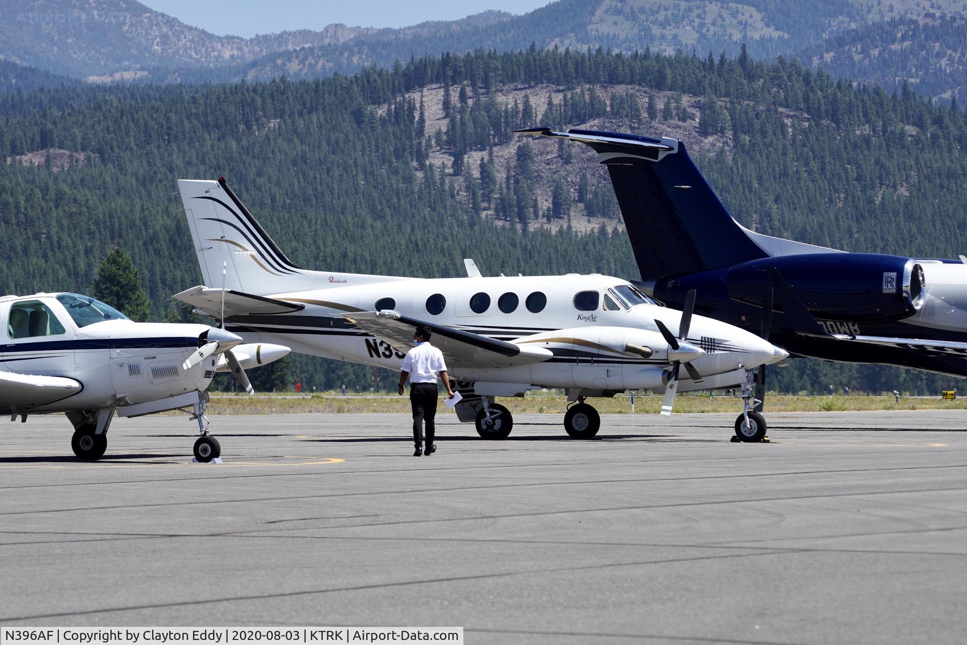 N396AF, 1998 Raytheon C90A King Air C/N LJ-1540, Truckee airport California 2020.