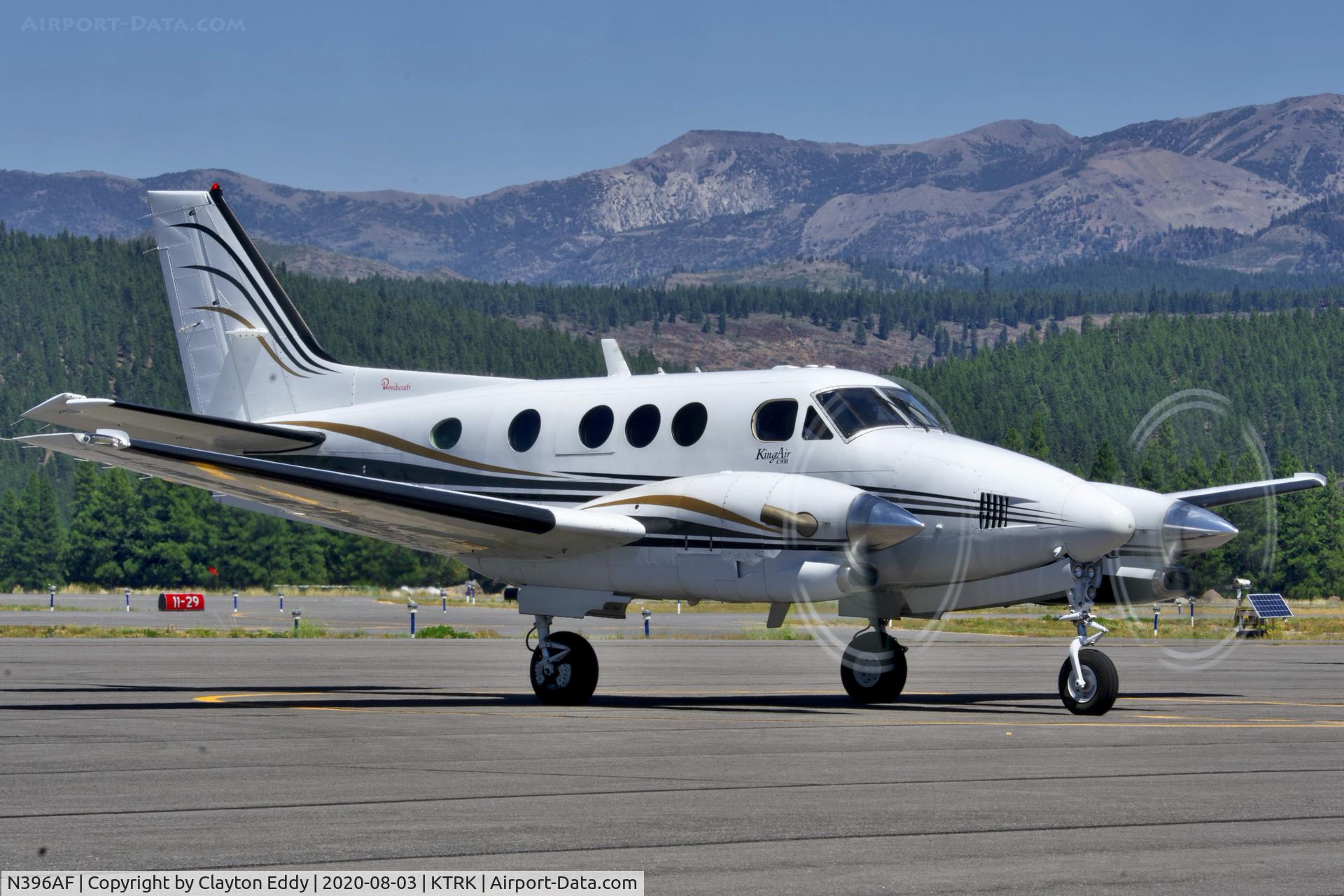 N396AF, 1998 Raytheon C90A King Air C/N LJ-1540, Truckee airport California 2020.