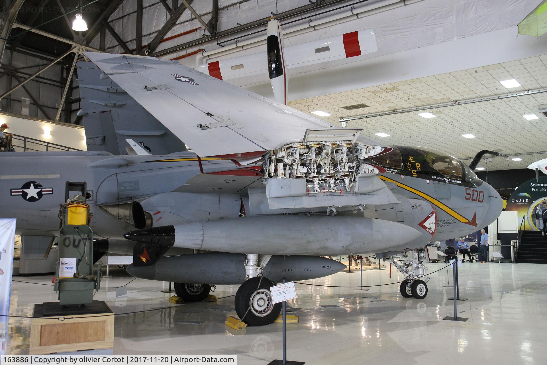163886, Grumman EA-6B Prowler C/N 163886, nov 2017